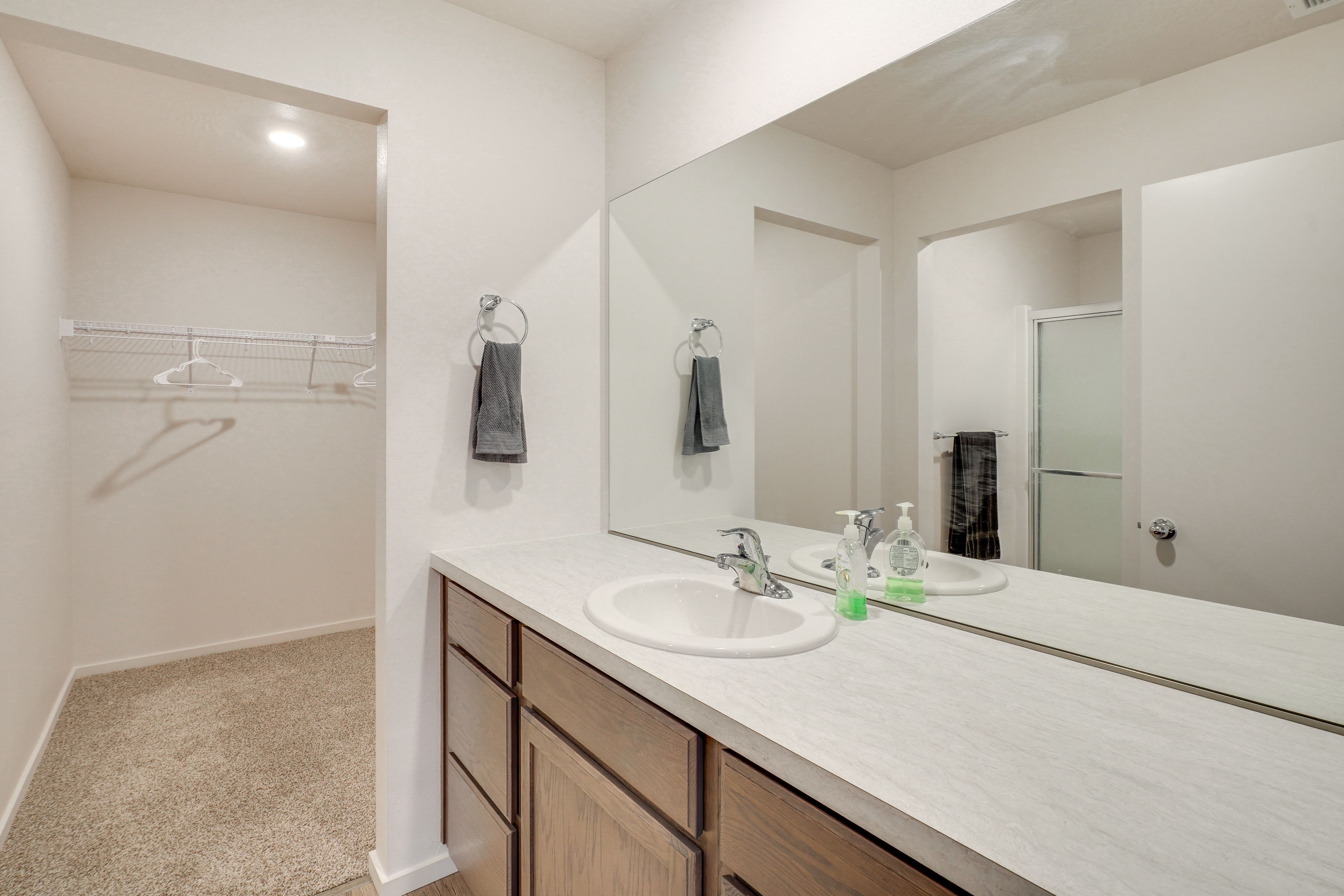 En-Suite Bathroom | Towels Provided