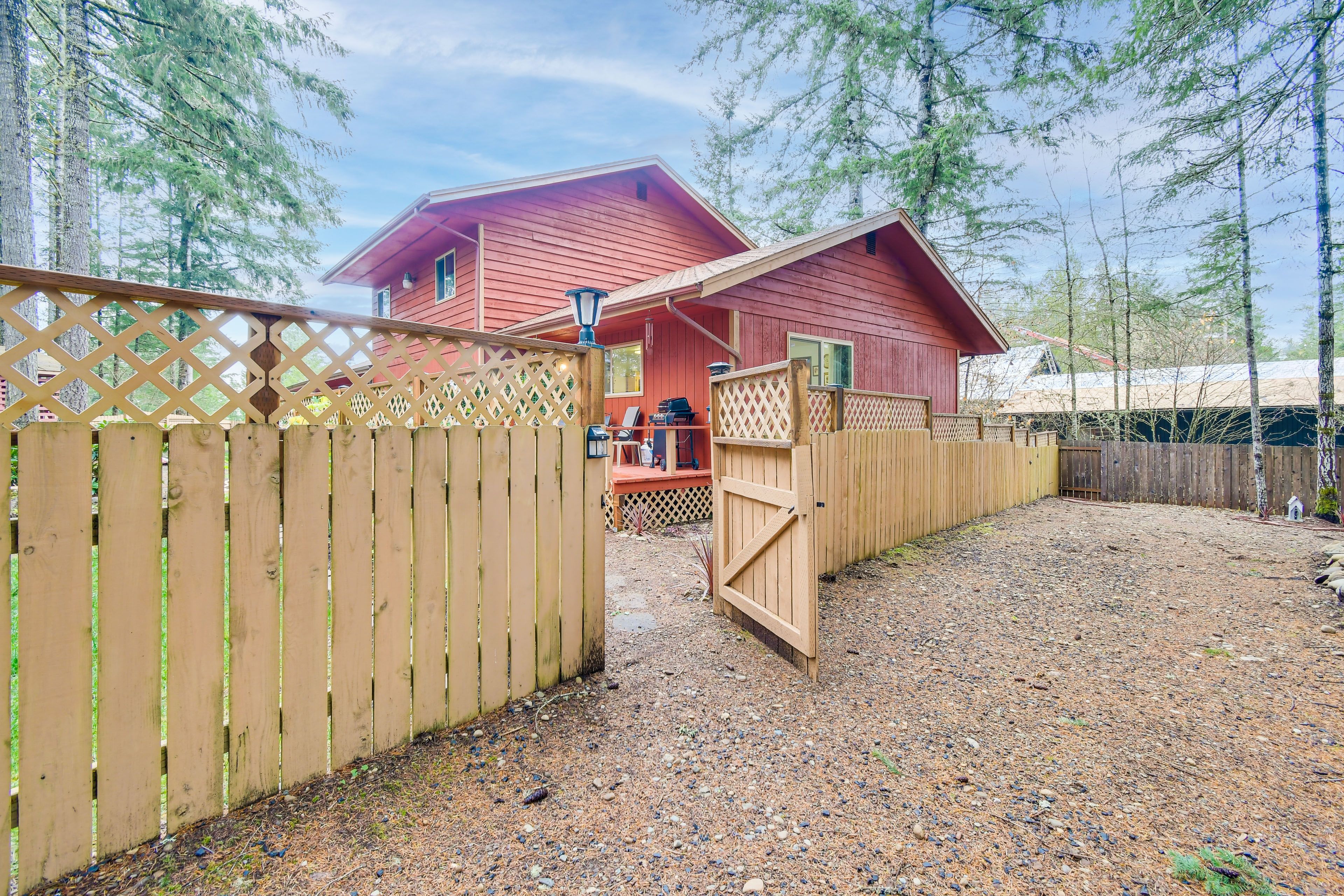 Studio Exterior | Parking | Driveway (2 Vehicles)