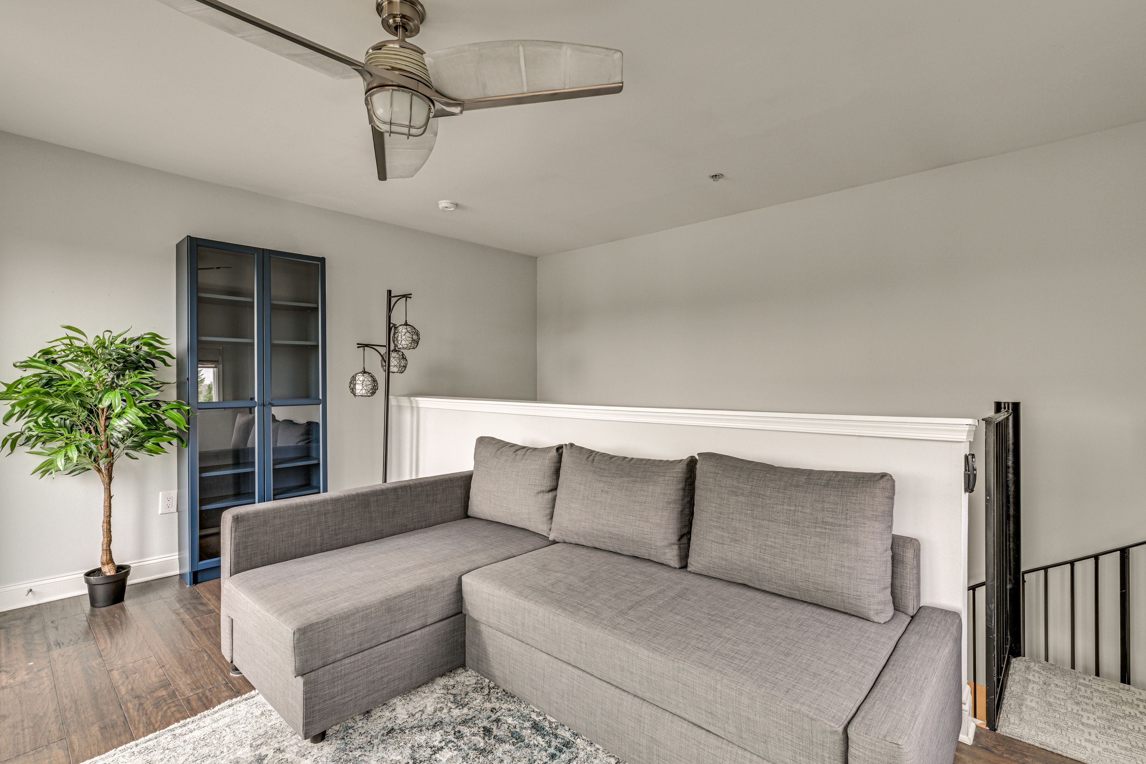 Loft | Upper Level | Full Sleeper Sofa