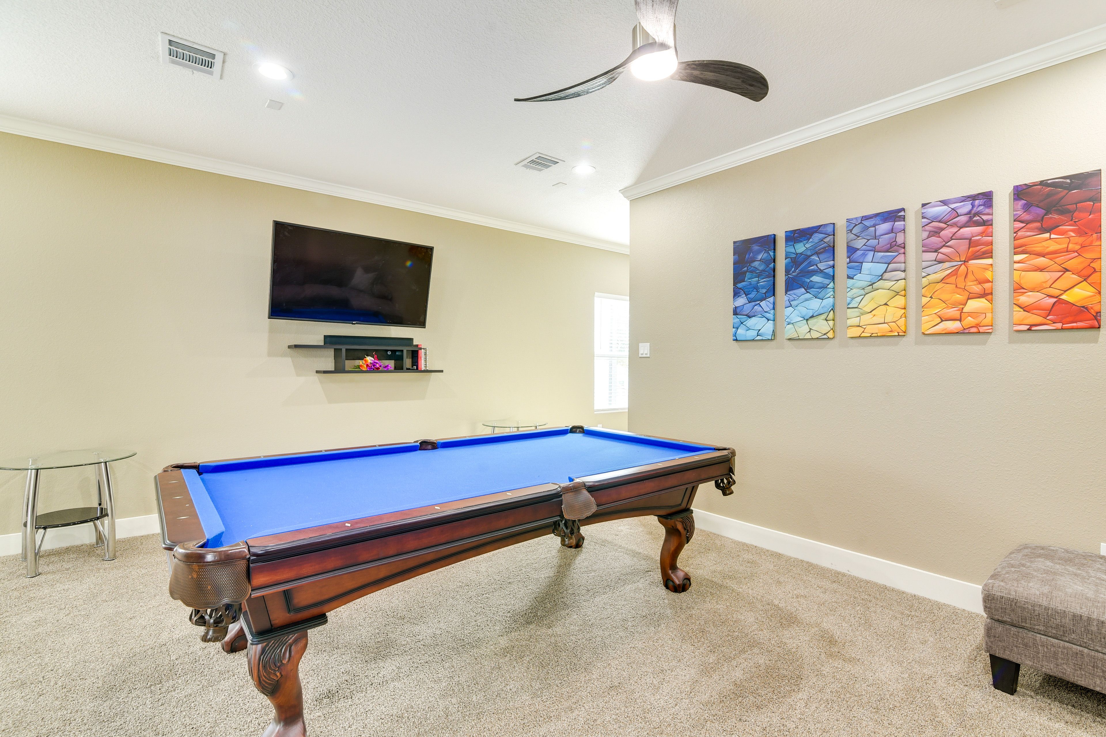 Sitting Room | 2nd Floor