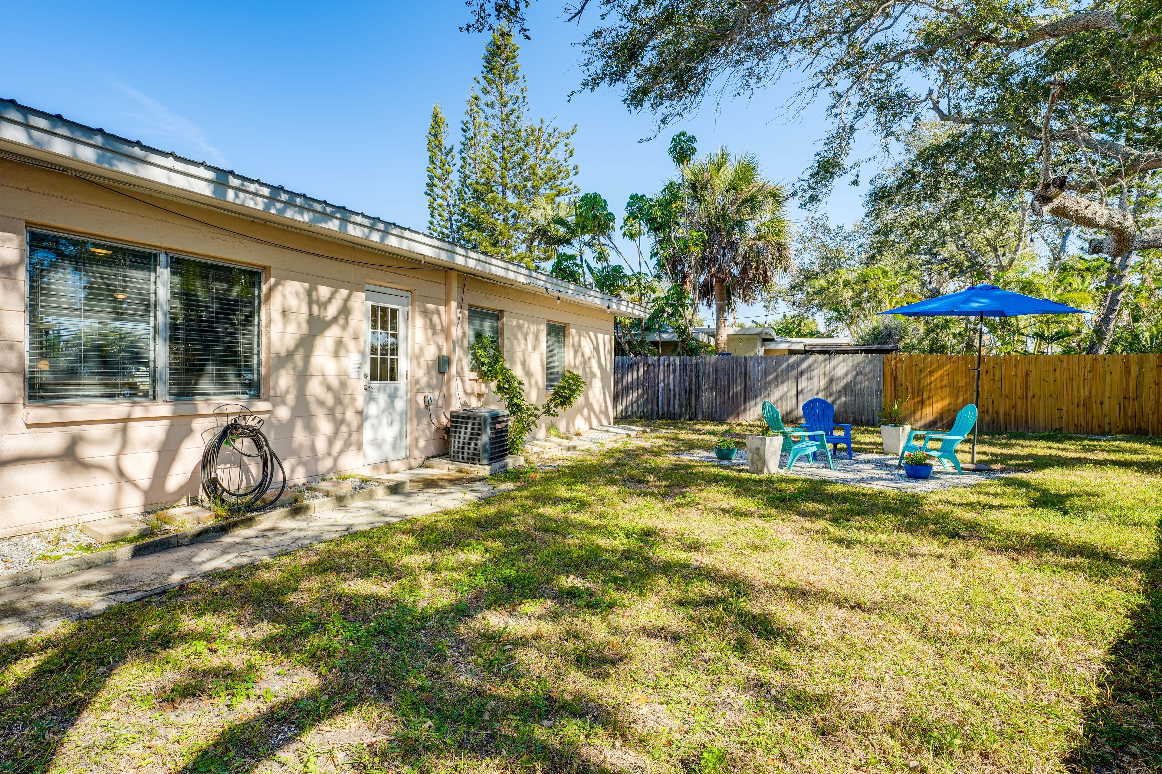Private Backyard | Partially Fenced