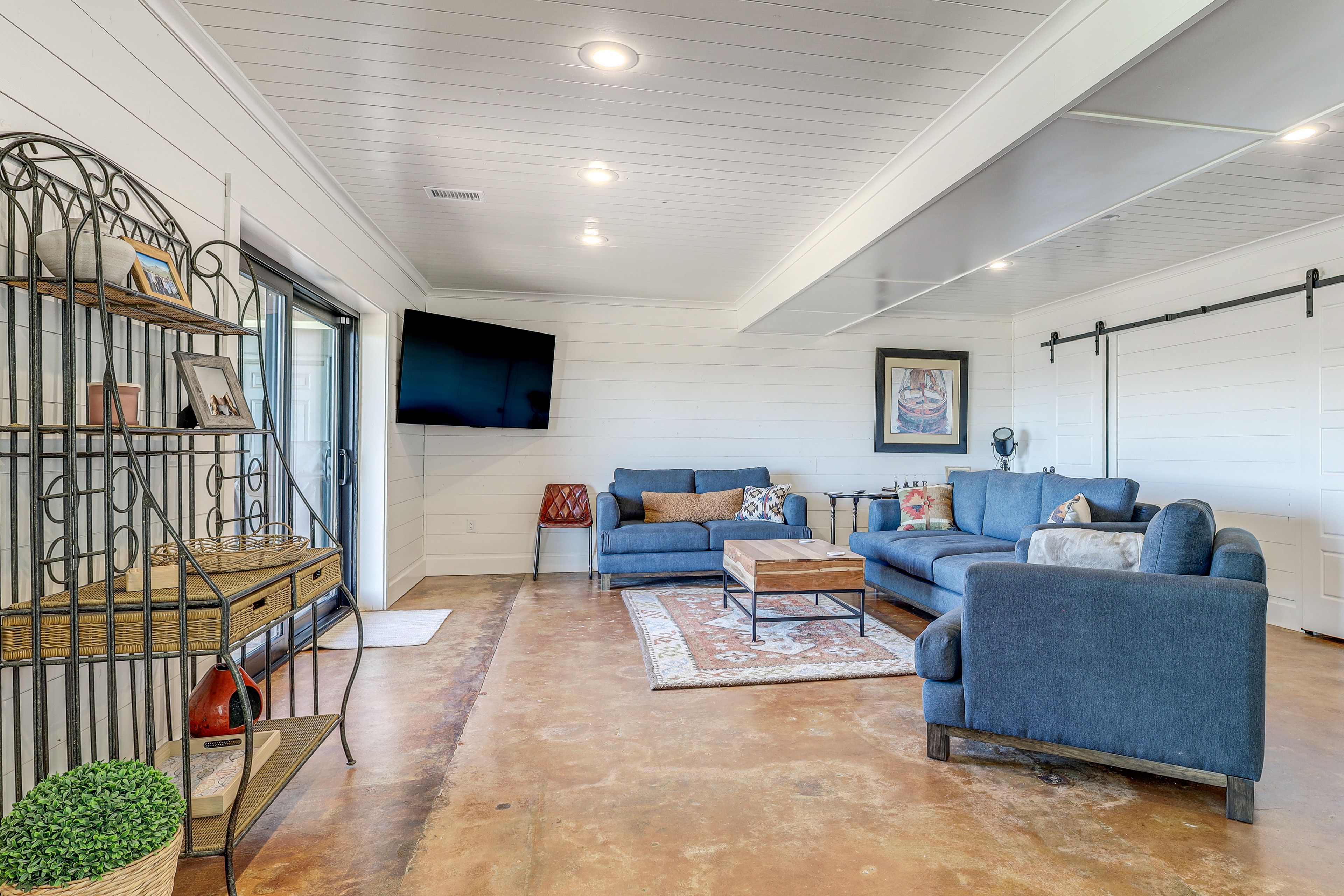 Living Room | Lower Level