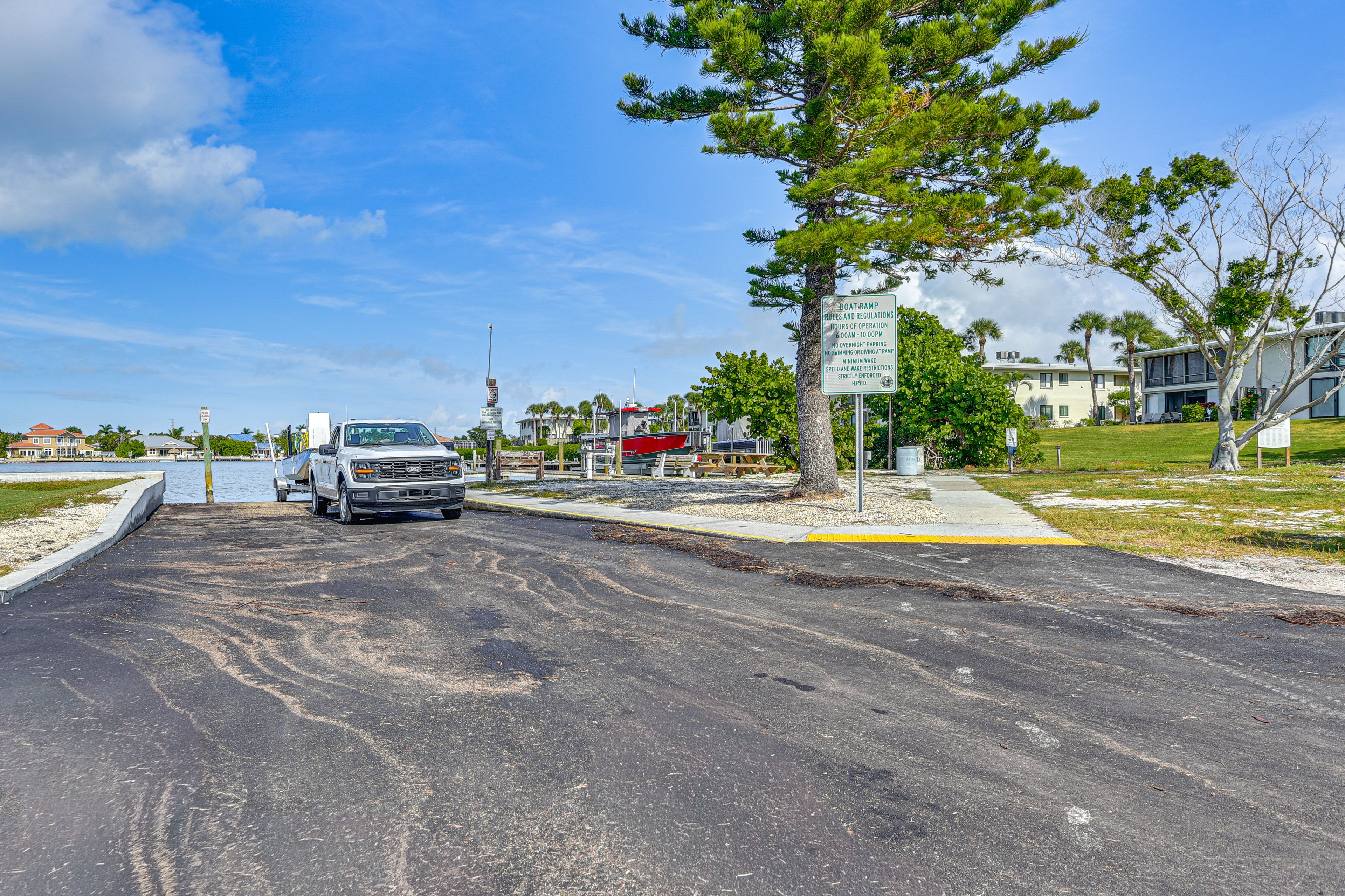 Seaside Gardens | Community Amenities