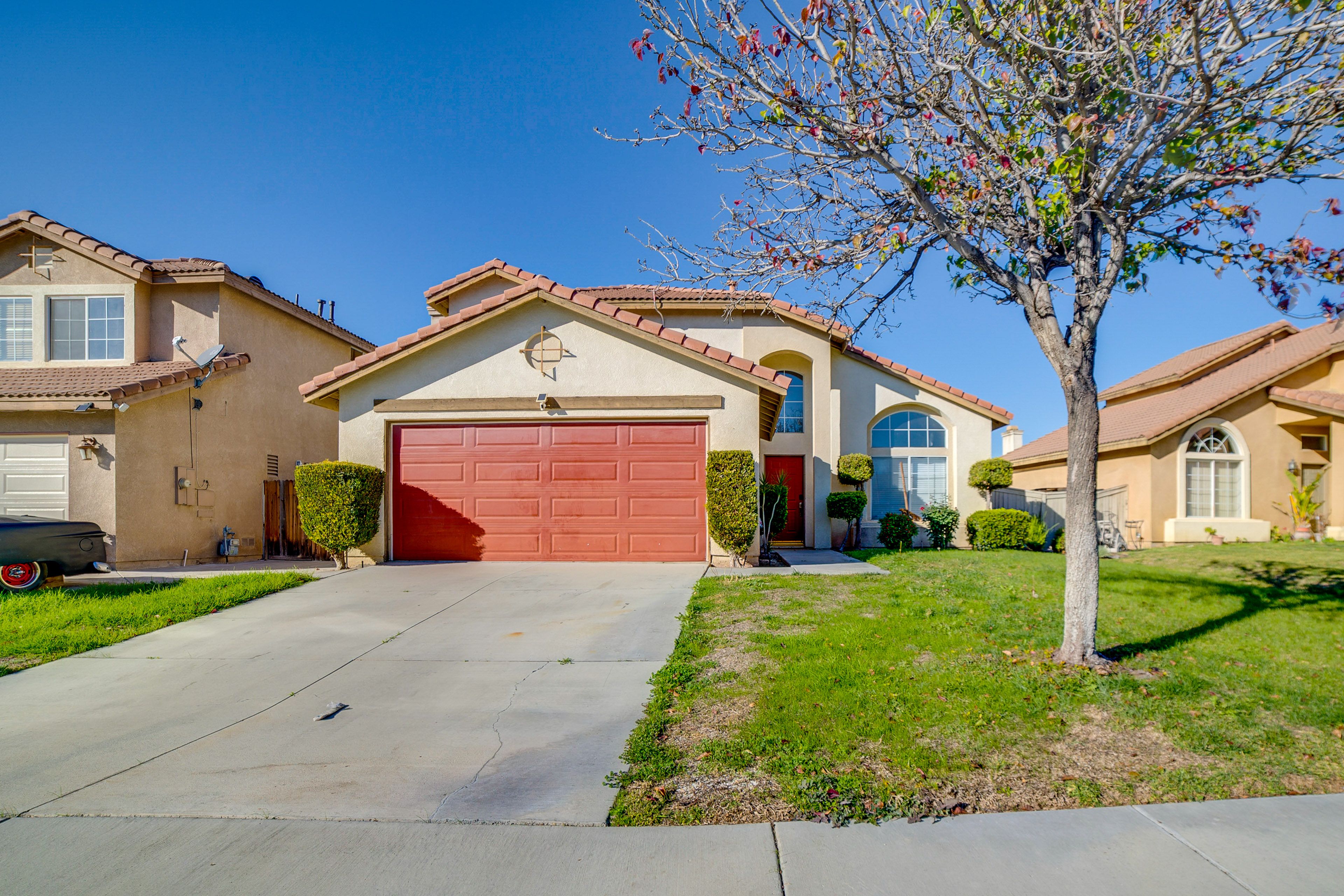 Parking | Garage (1 Vehicle) | Driveway (2 Vehicles)