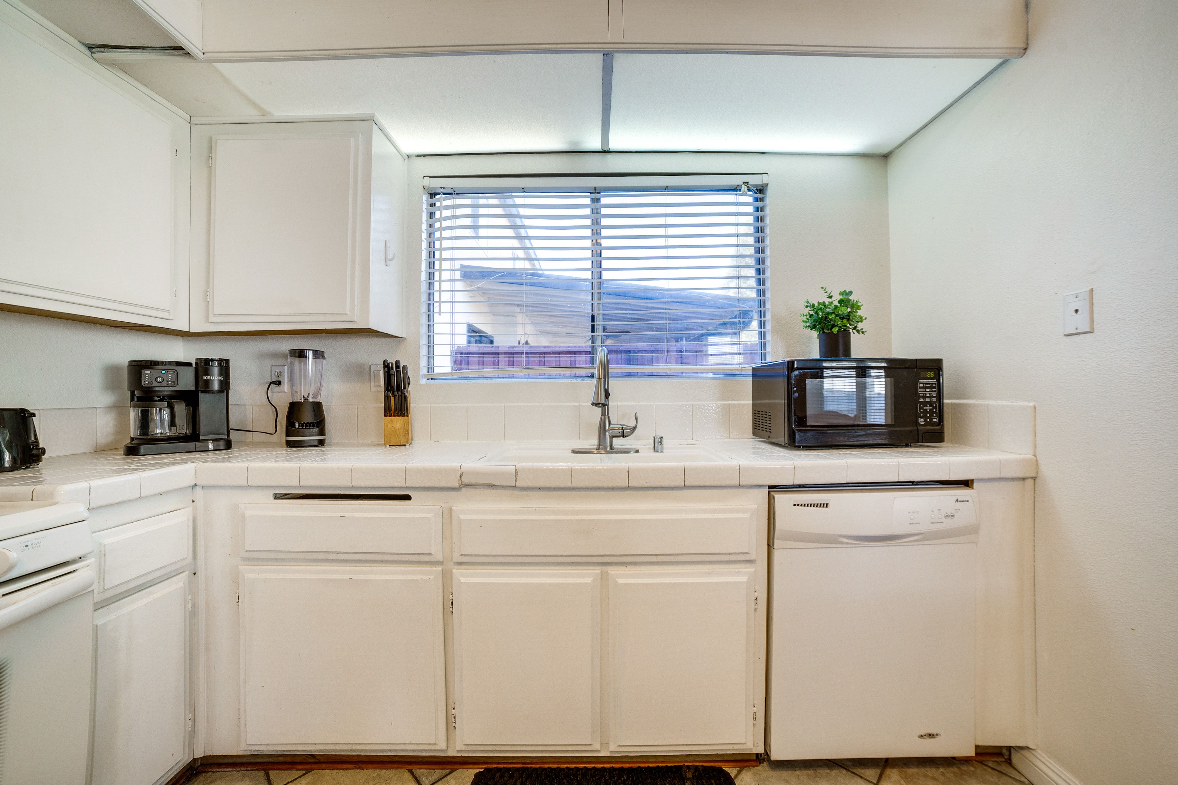 Kitchen | Drip Coffee Maker