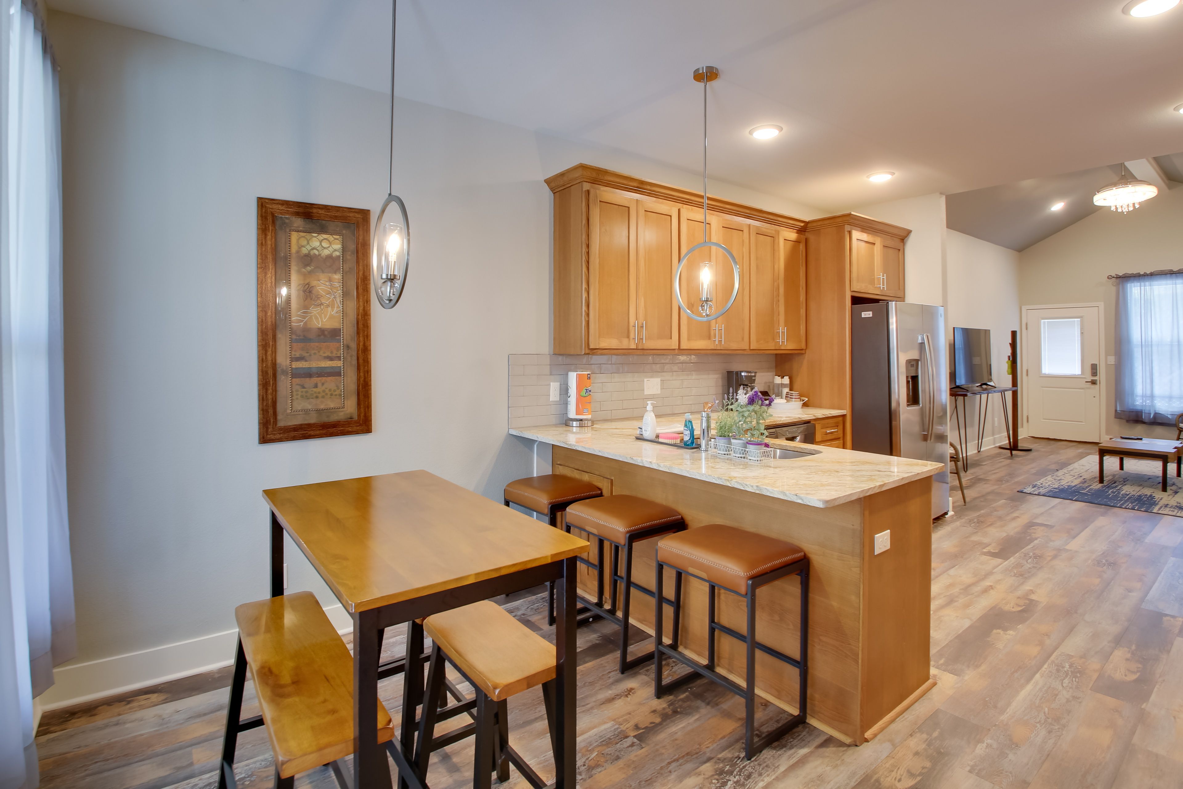 Dining Area | Kitchen | Cooking Basics | Single-Story Unit