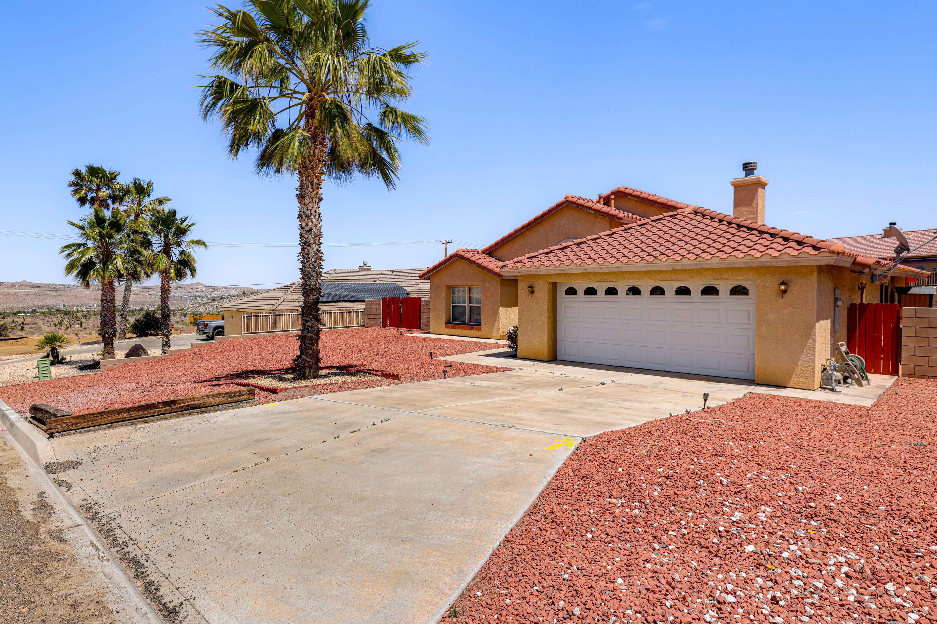 Parking | Driveway (2 Vehicles) | No Garage Access
