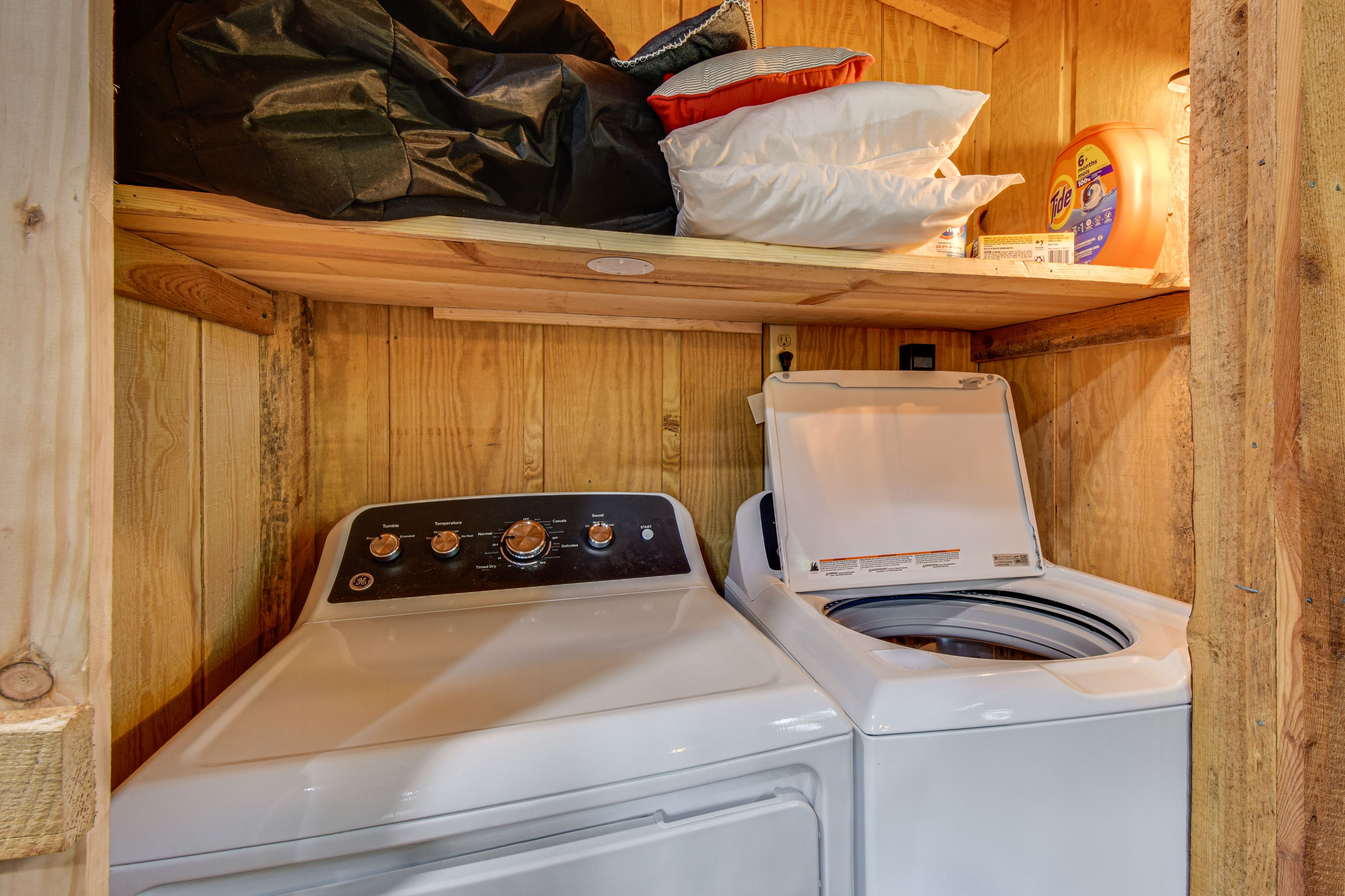Washer & Dryer | 2nd Floor