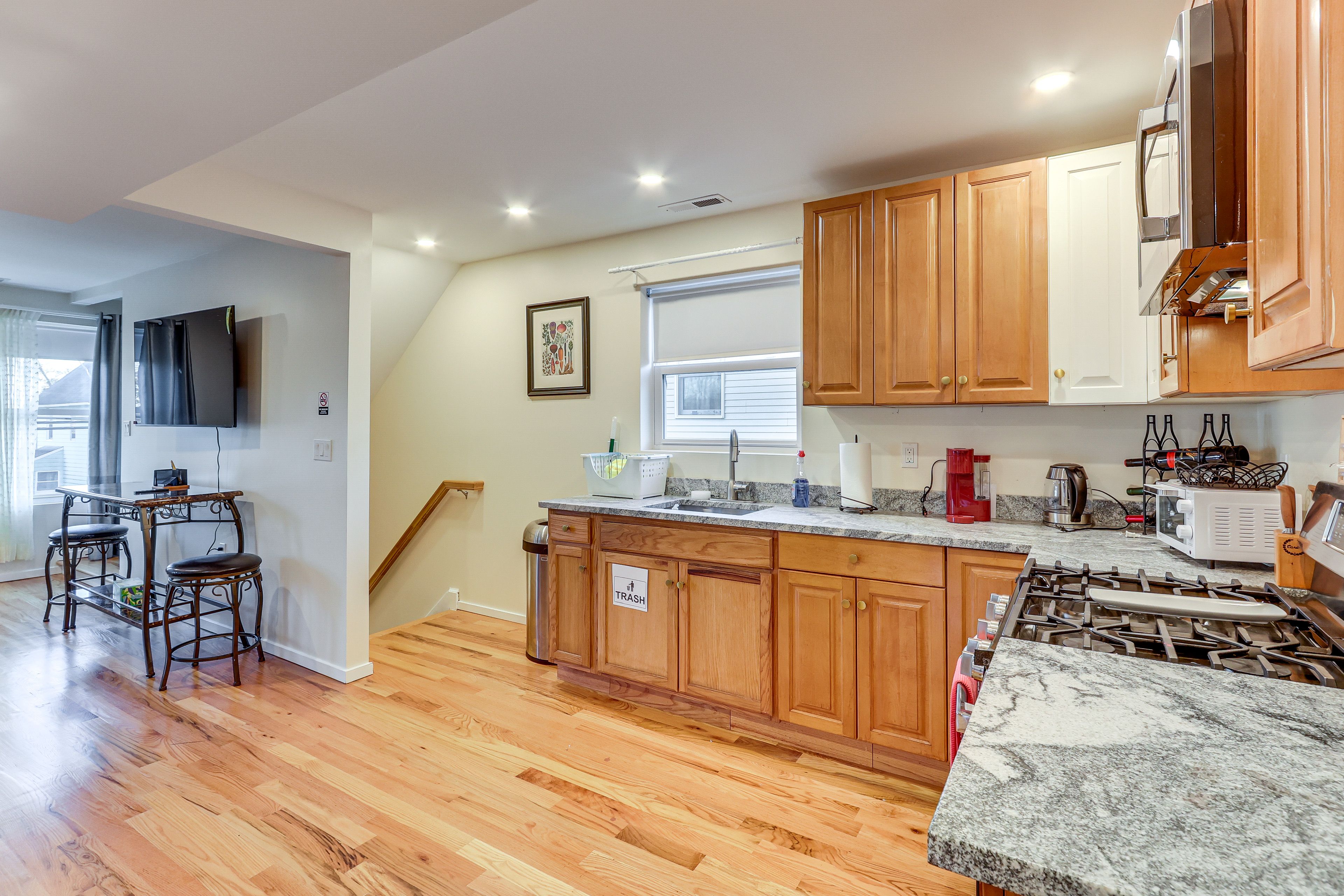 Kitchen | Cooking Basics | Coffee Maker | Main Level