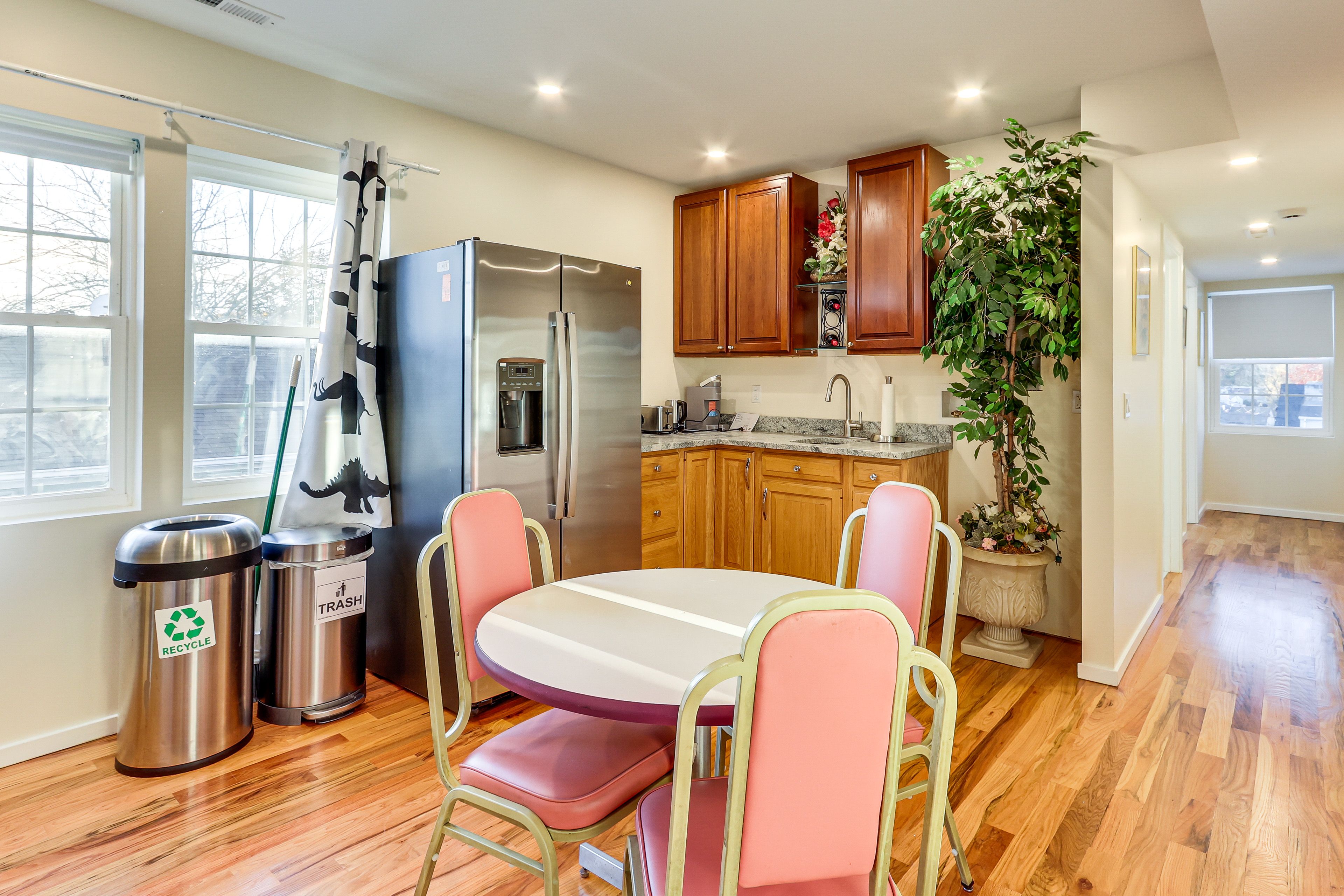 Dining Area | Kitchenette | Upper Level