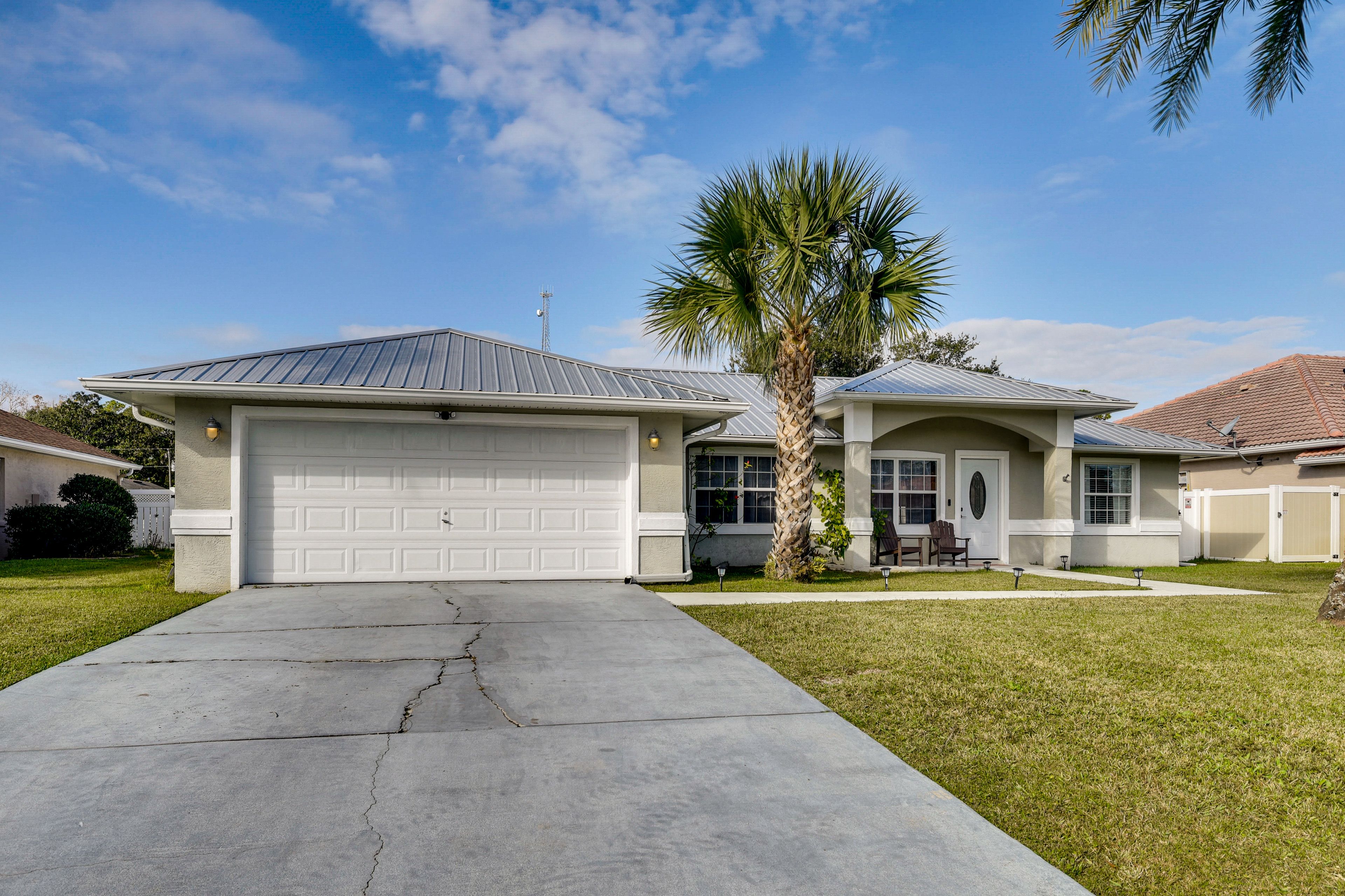 Parking | Driveway (2 Vehicles)