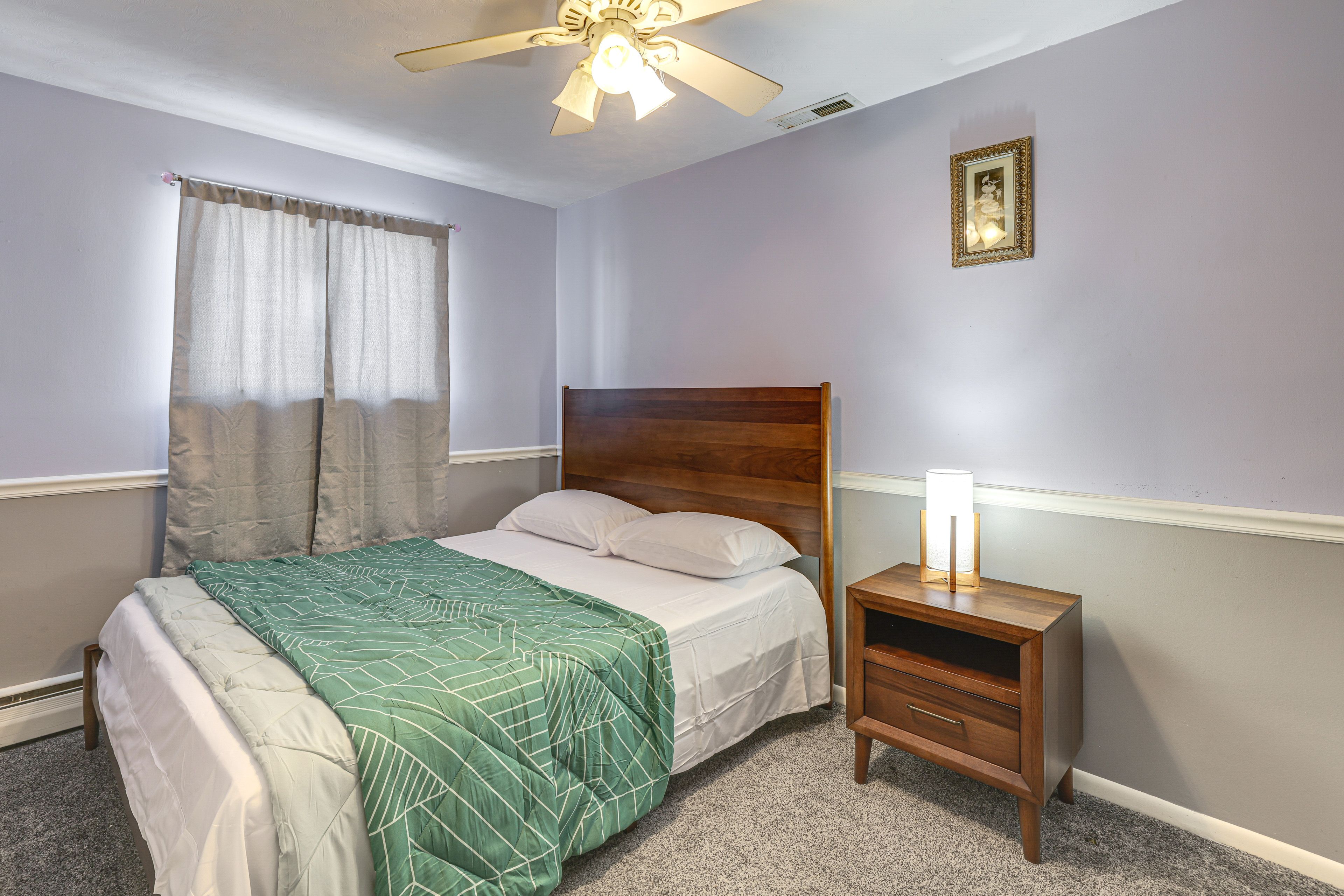 Bedroom 3 | Queen Bed | 1st Floor