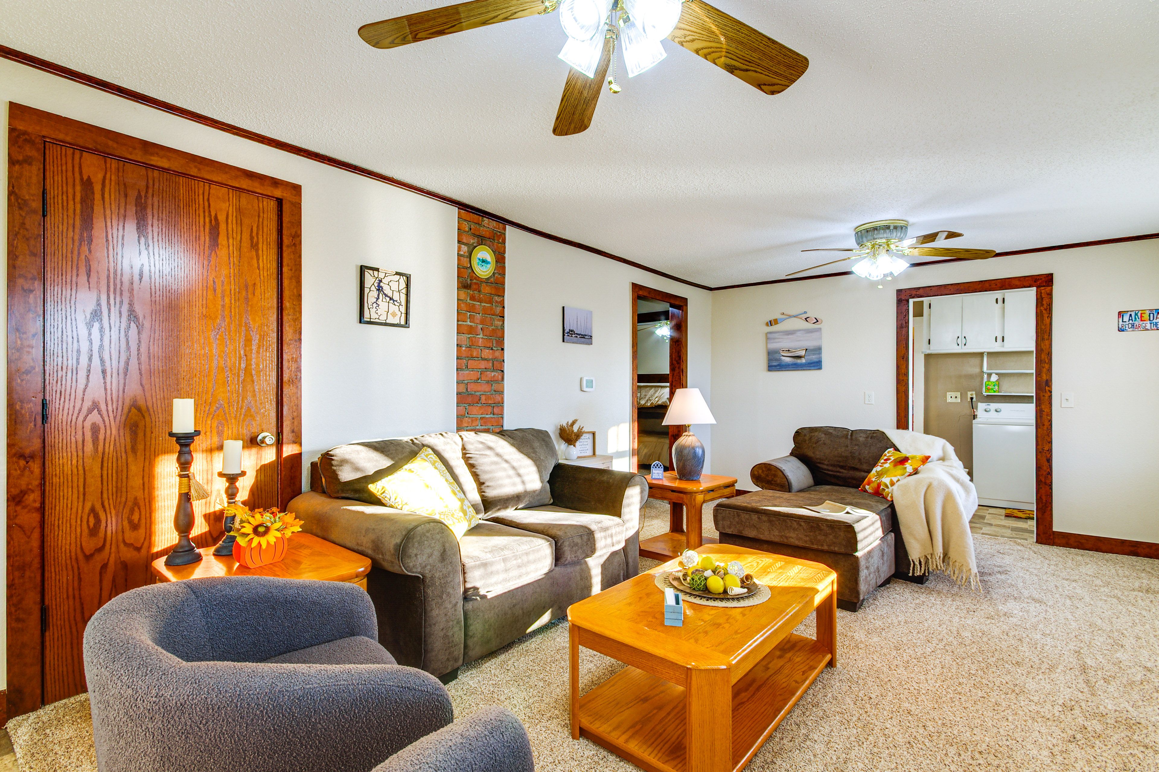 Living Room | Free WiFi