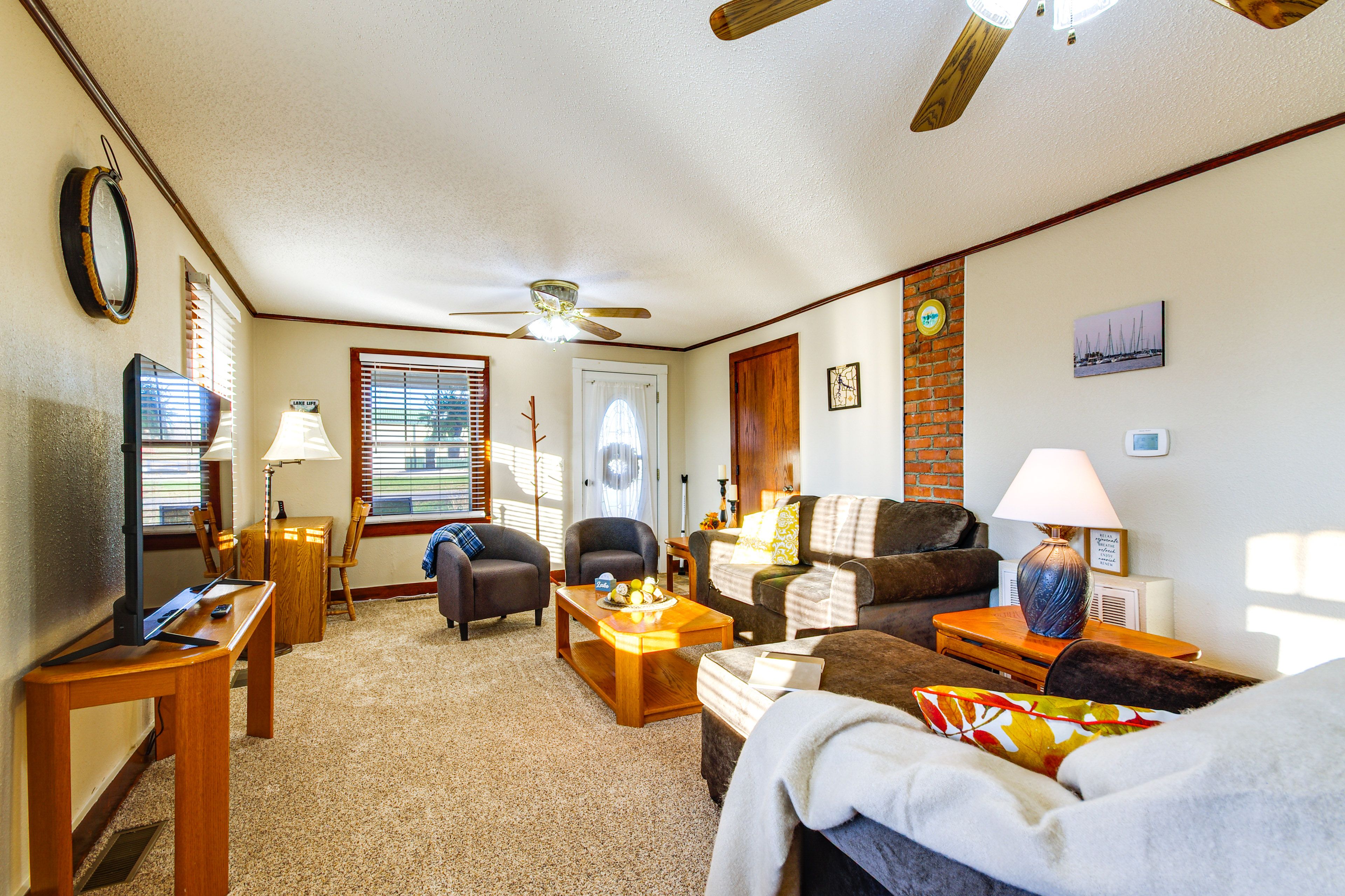 Living Room | Smart TV | Single-Story Home