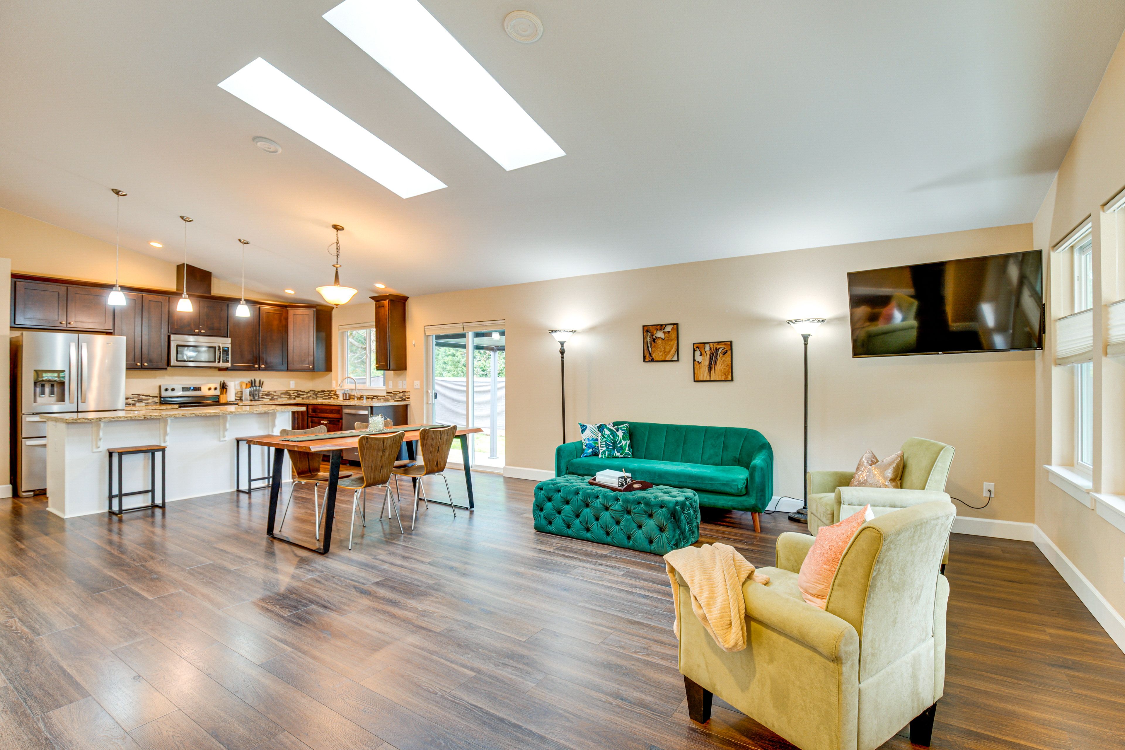 Puyallup Vacation Rental | 3BR | 2BA | Steps to Enter | 1,474 Sq Ft