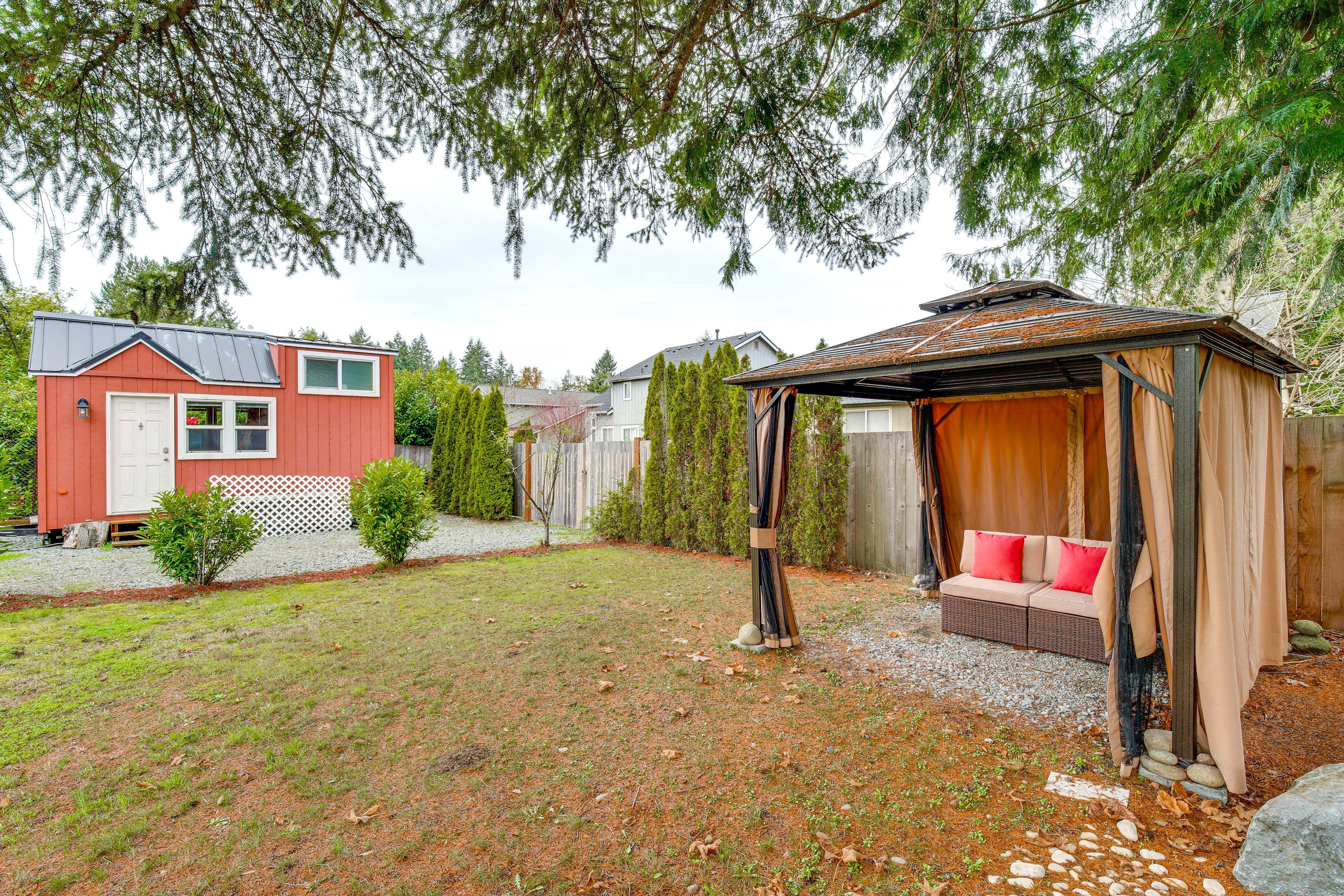 Private Backyard | Gazebo | Hammock