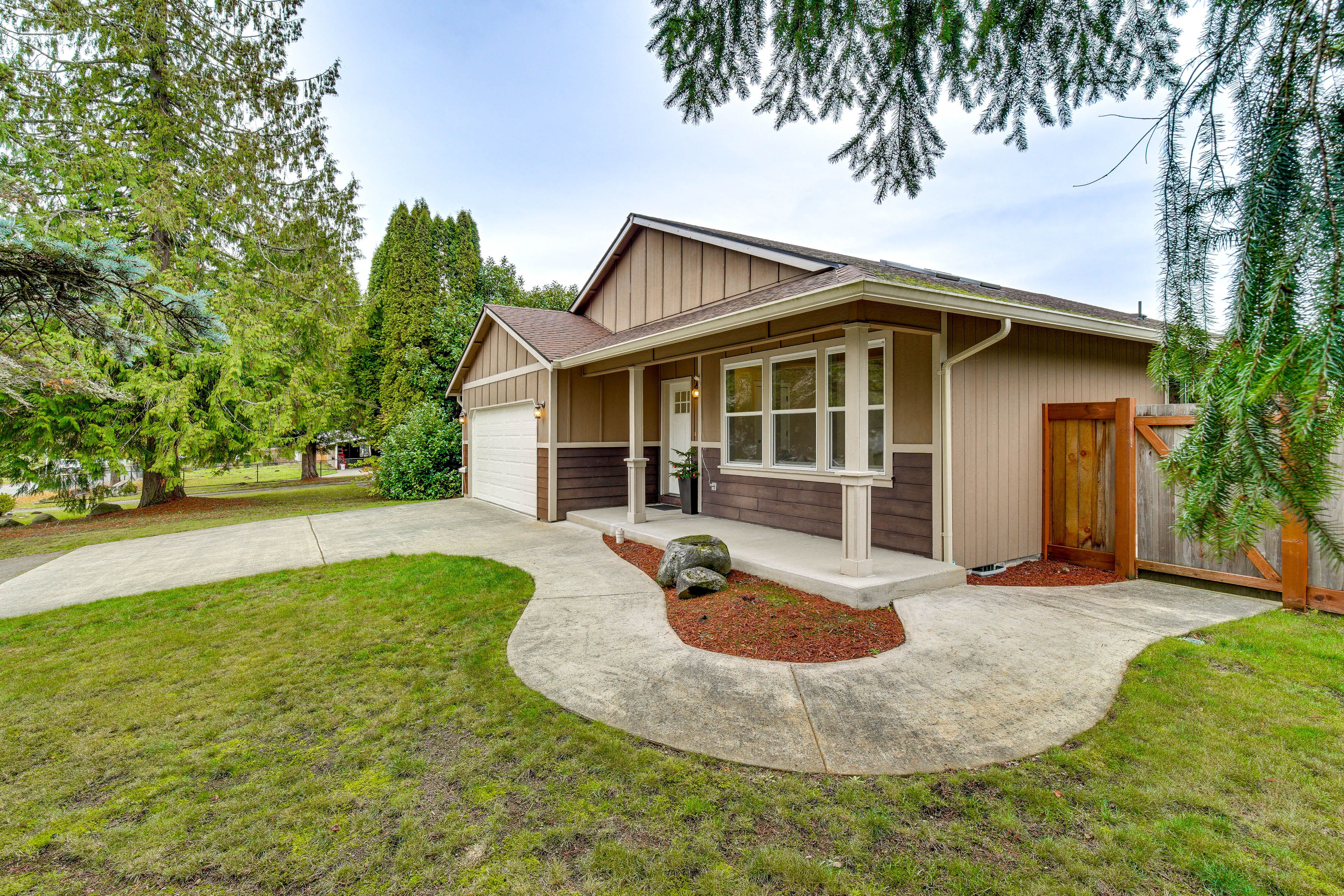 Property Exterior | Single-Story Home