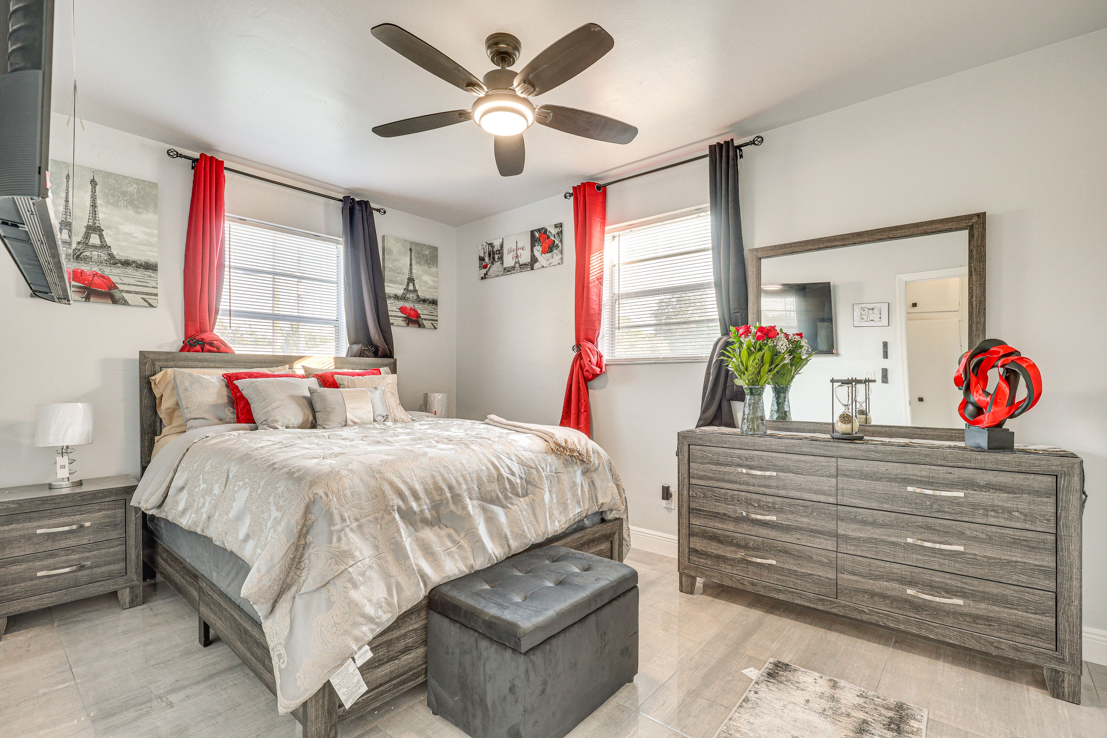 Bedroom 1 | Queen Bed | Smart TV w/ Cable