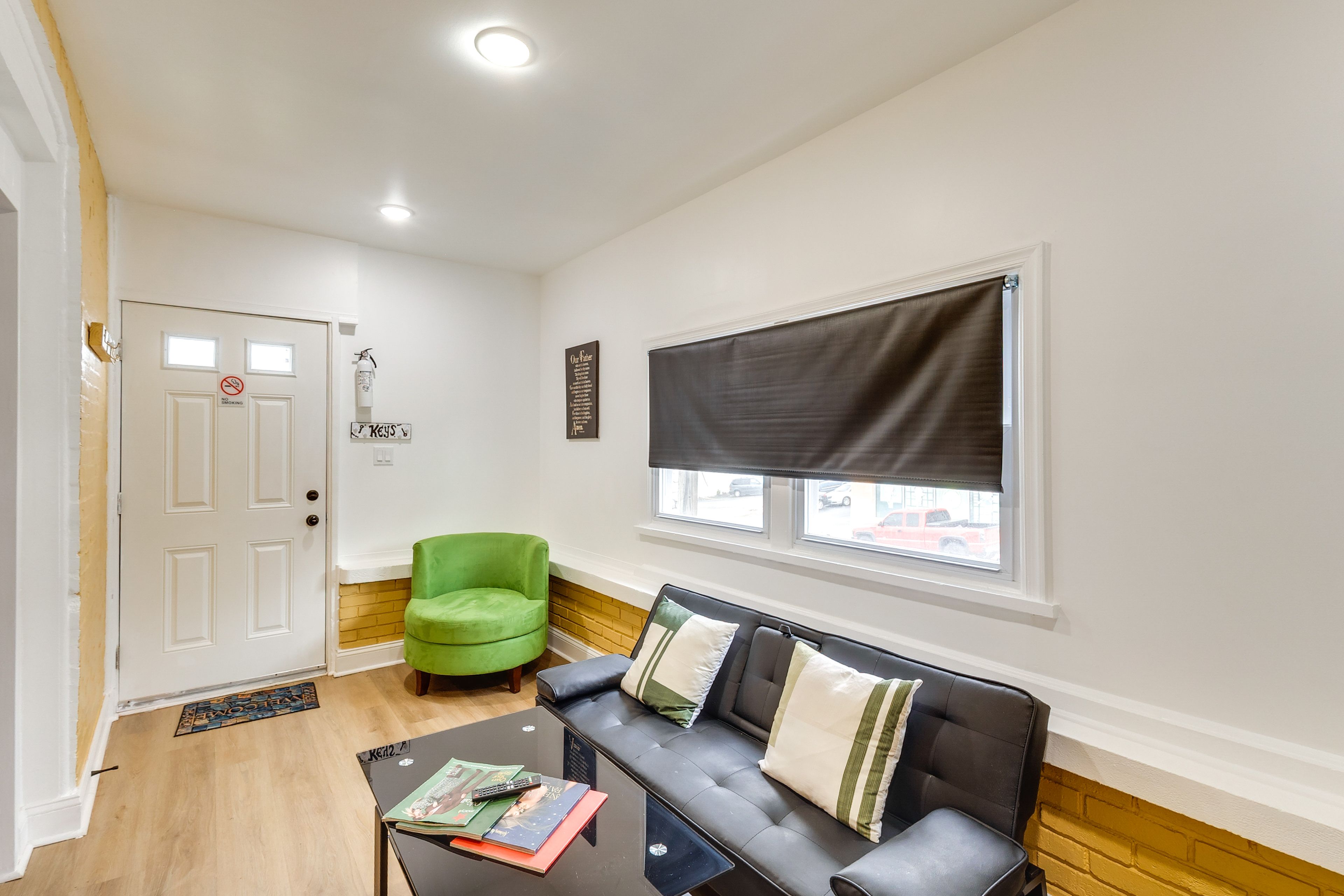 Living Room | Smart TV