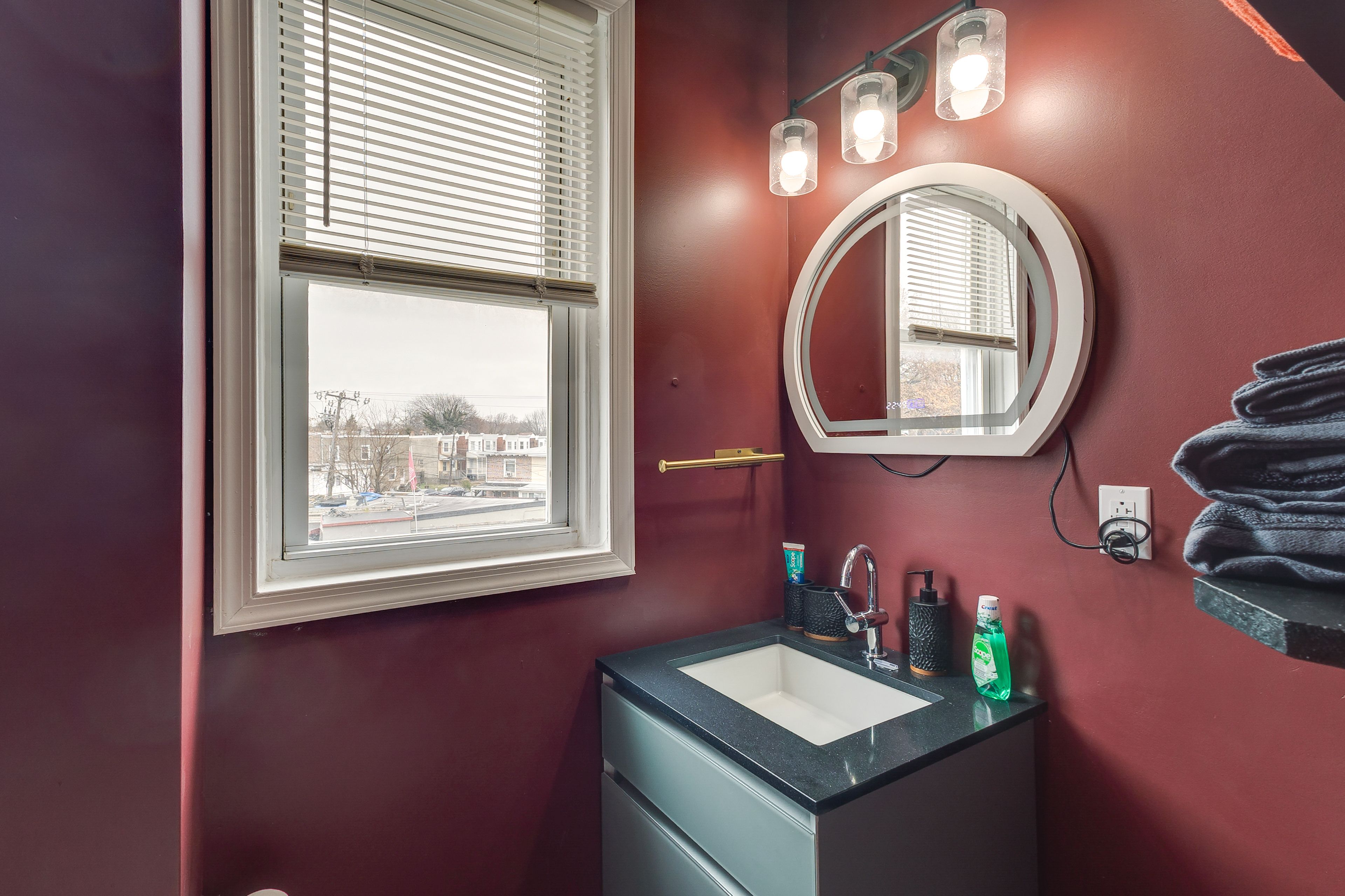 Bathroom | Shower | Towels Provided