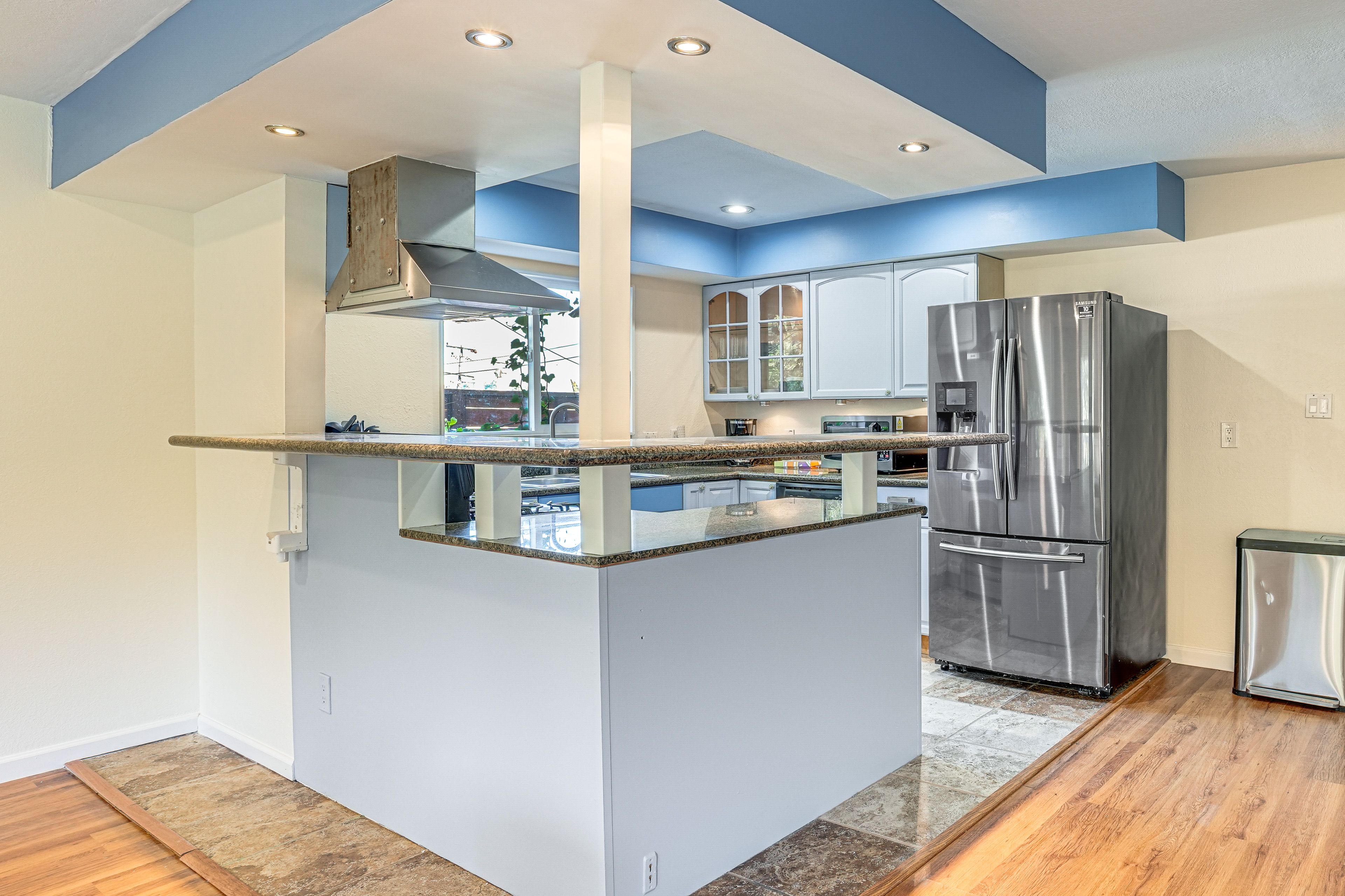 Kitchen | Drip Coffee Maker