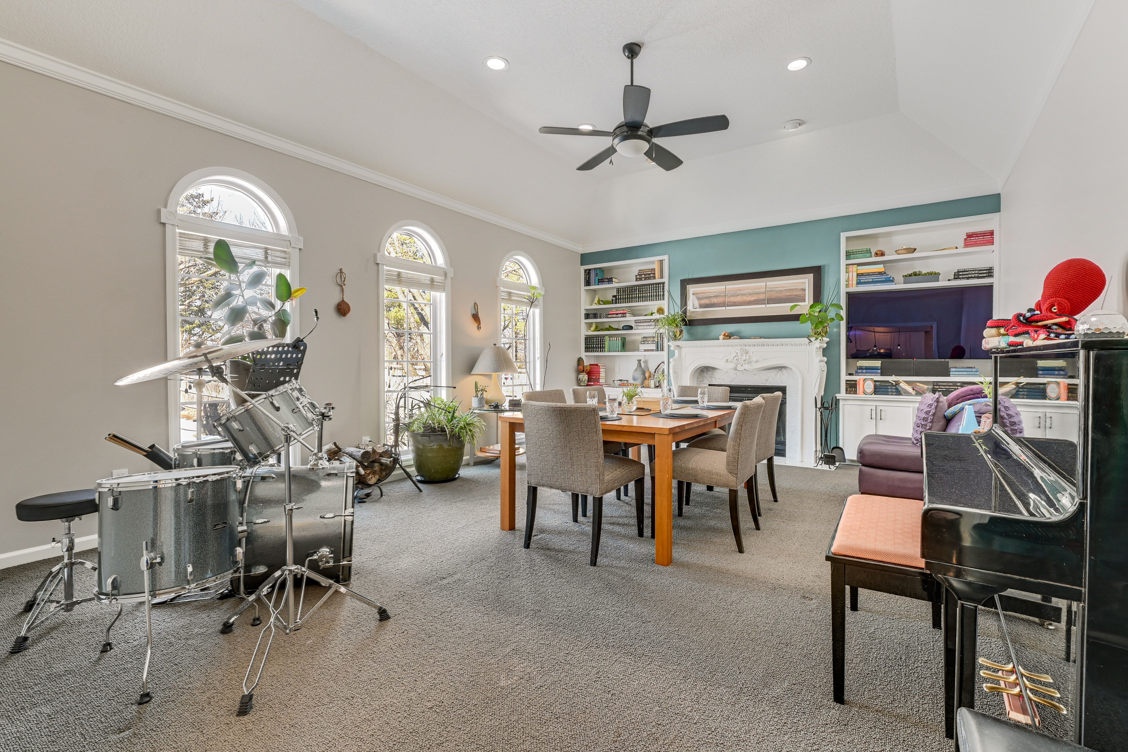 Clive Vacation Rental | 3BR | 2.5BA | 2,500 Sq Ft