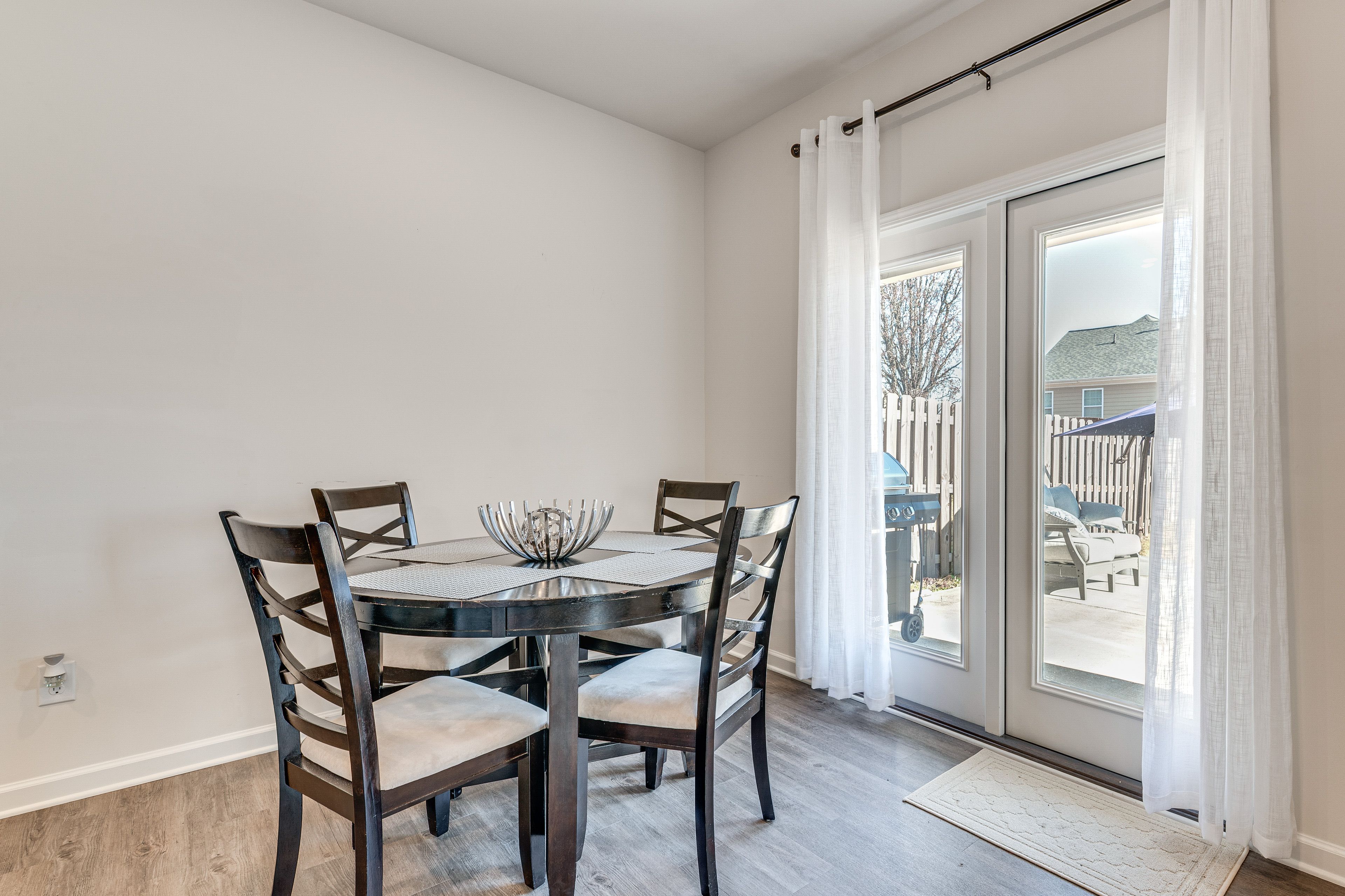 Dining Area | 1st Floor