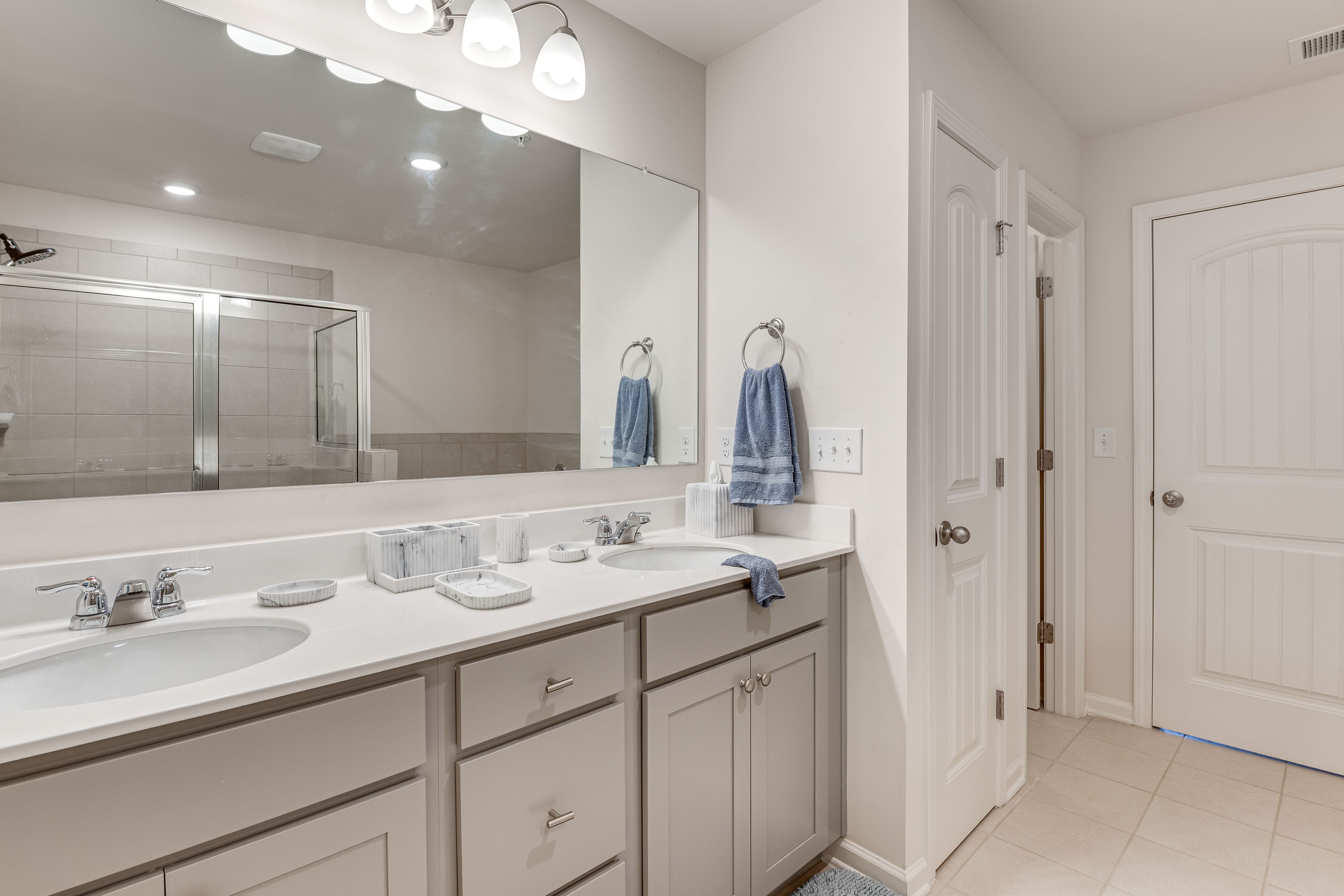 Bathroom | Towels Provided | 2nd Floor