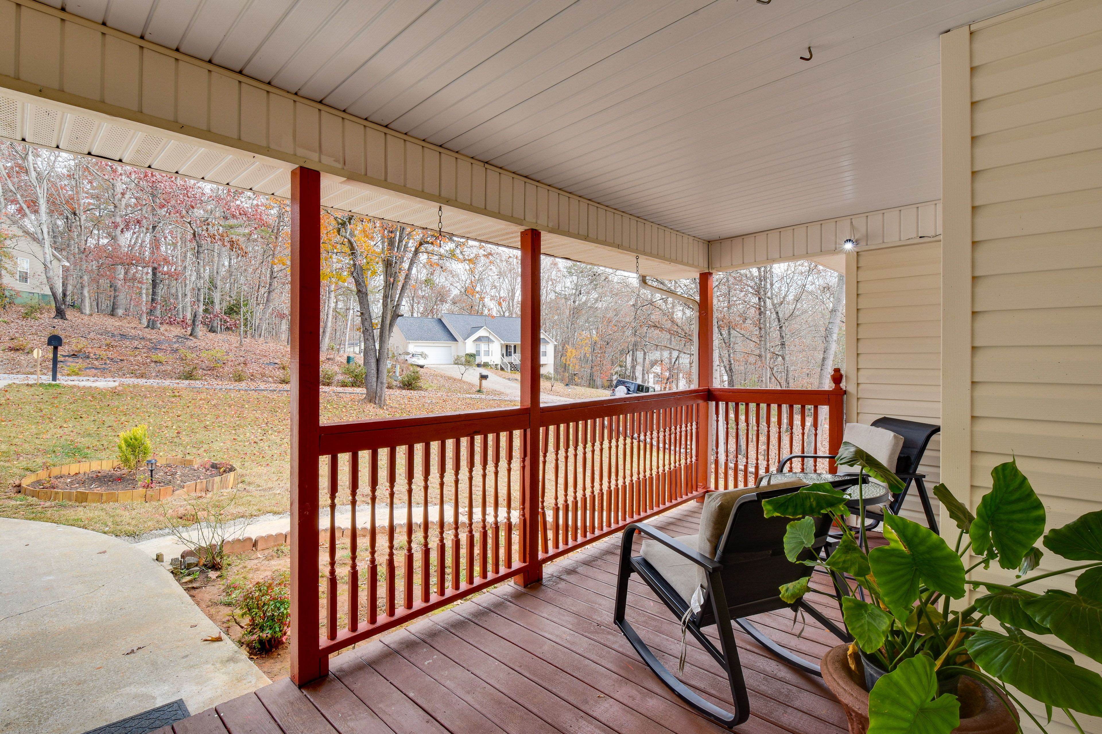 Front Porch | Outdoor Seating