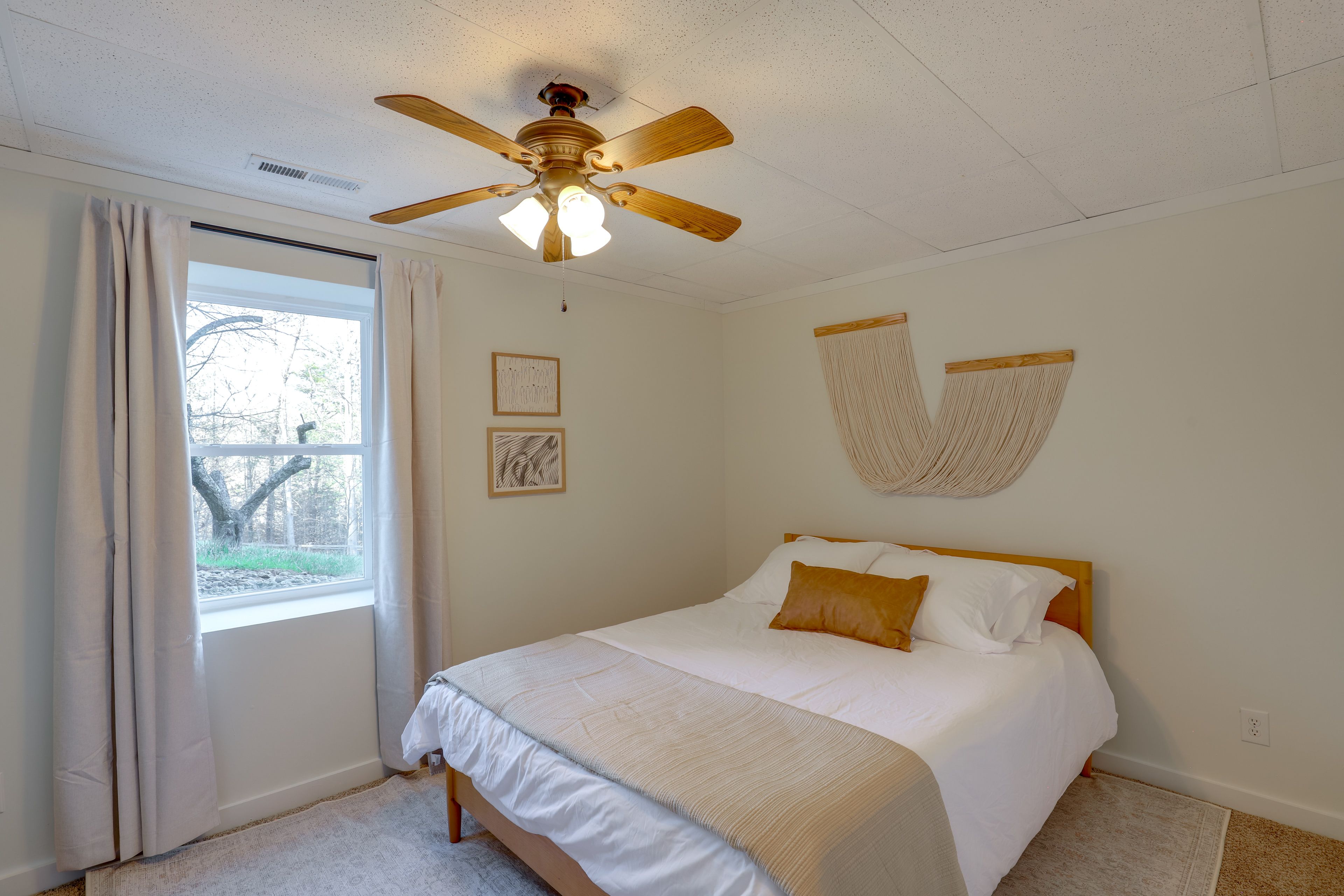 Bedroom 4 | Lower Level | Queen Bed