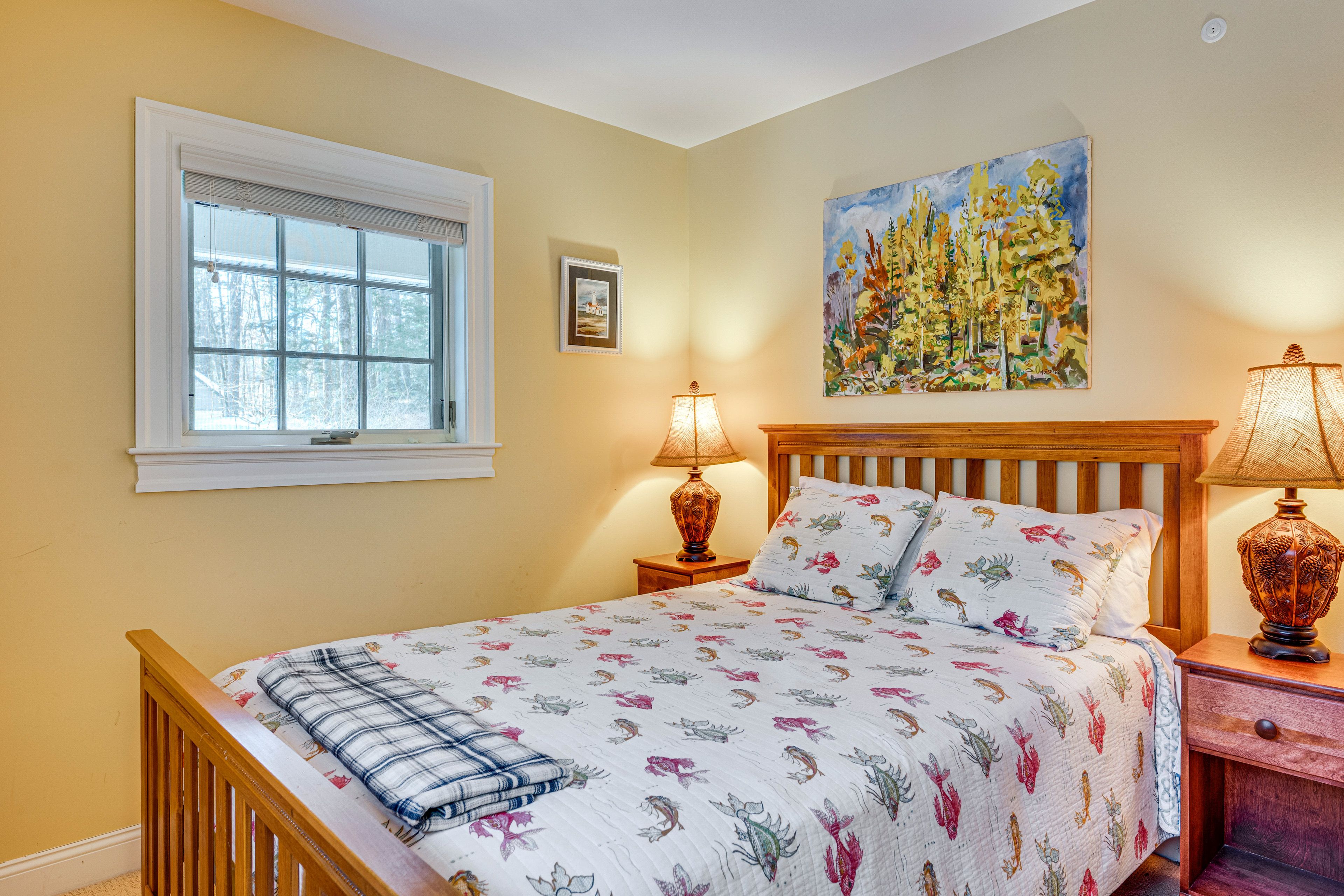 Bedroom 1 | Queen Bed | Main Level