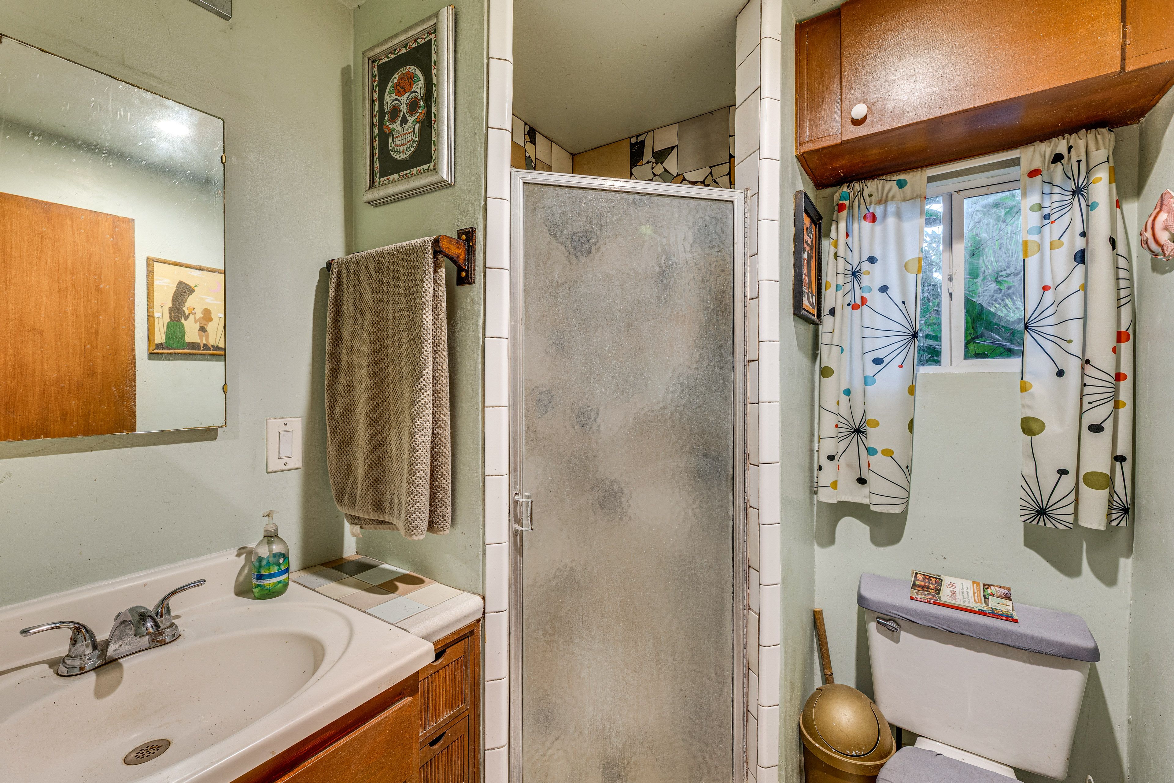 Bathroom | Towels Provided