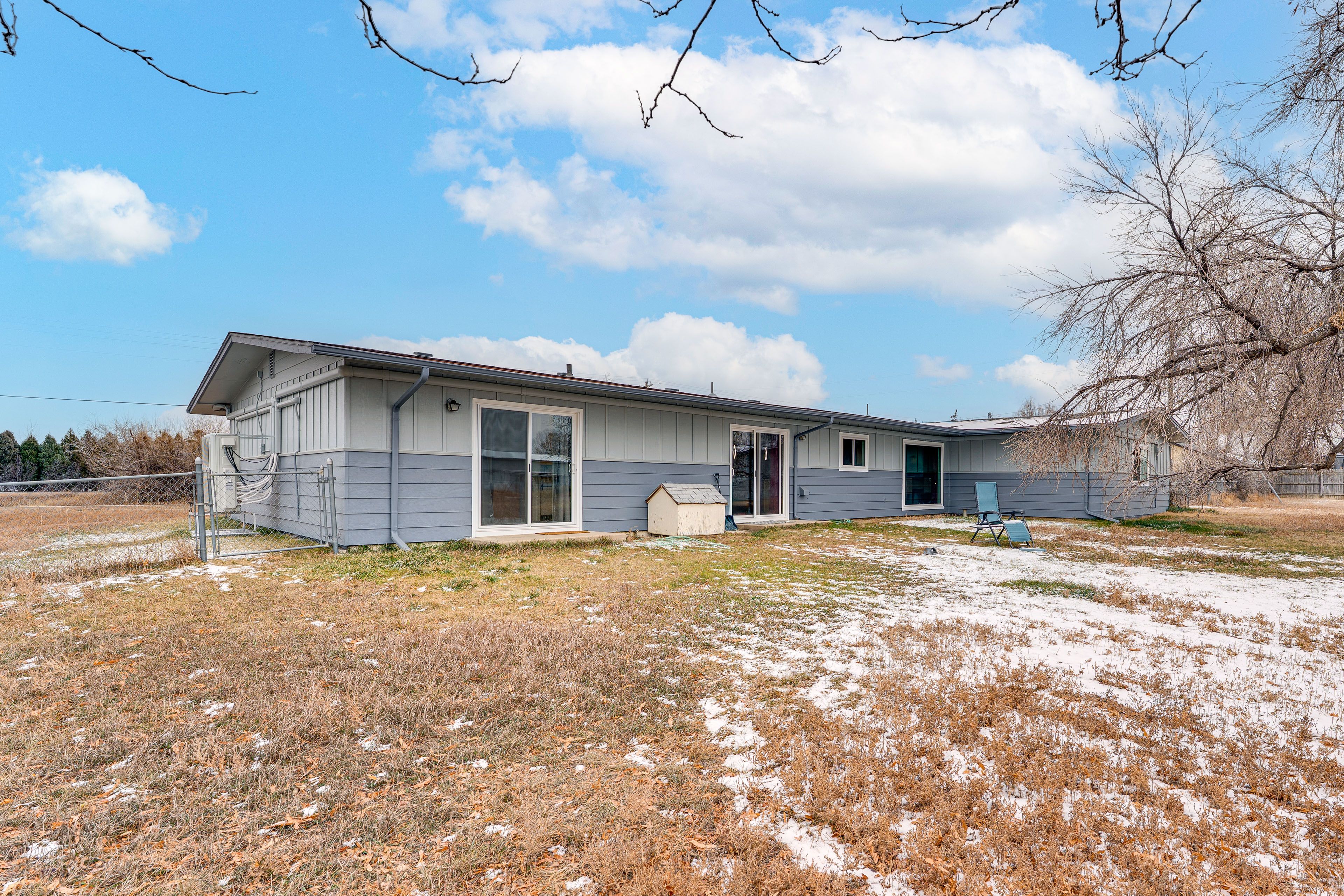 Private Yard | Fire Pit