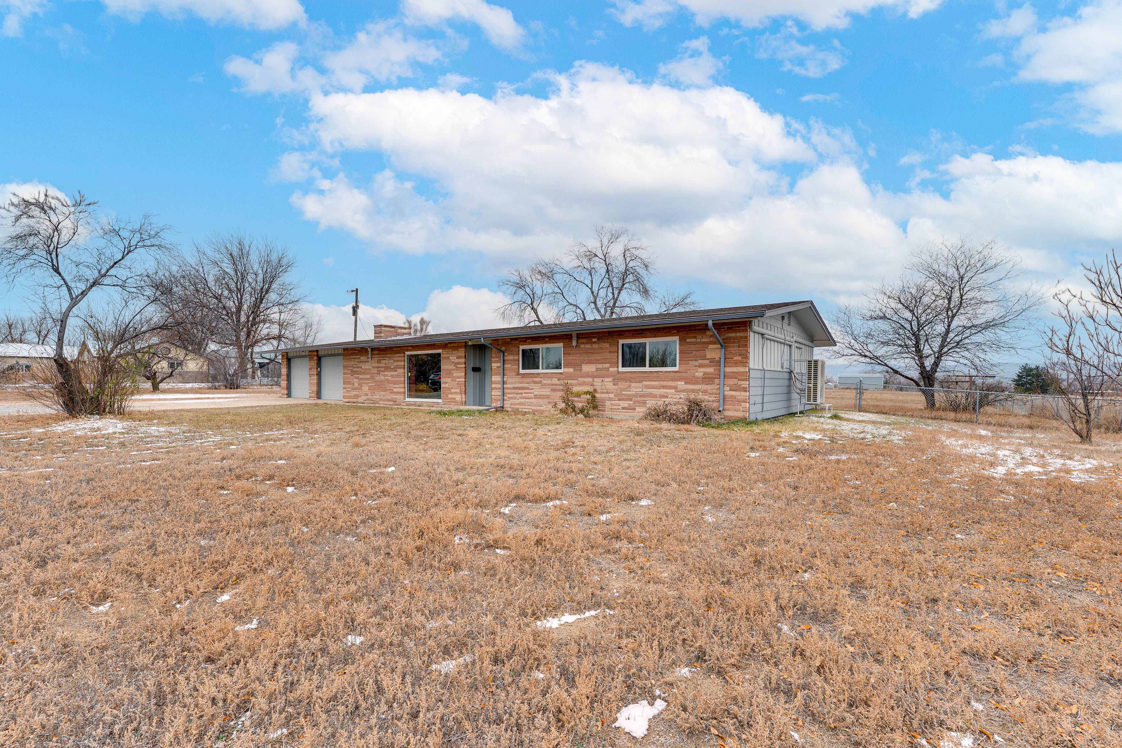 House Exterior | 4.5 Acres of Land | Mountain Views