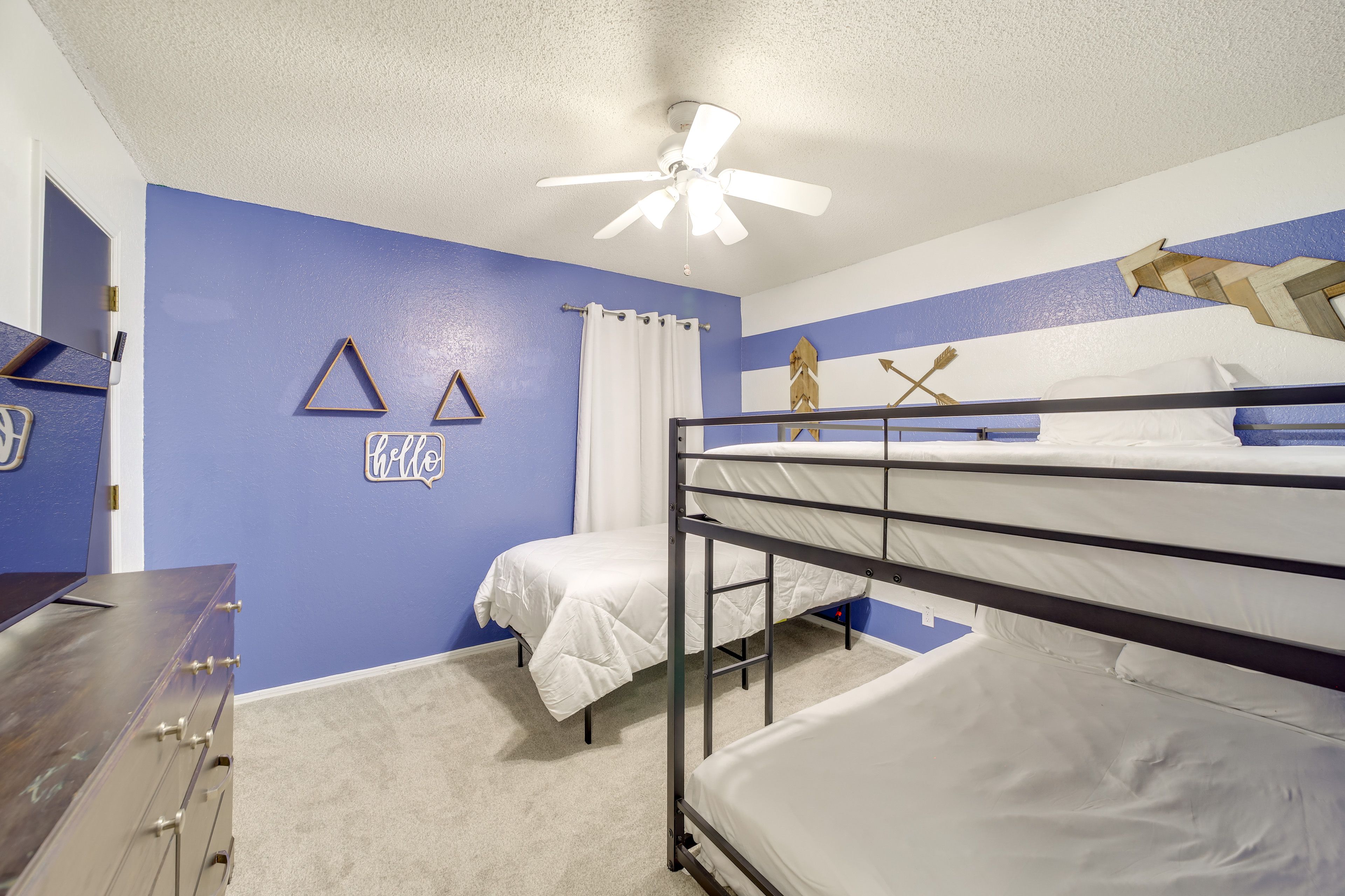 Bedroom 3 | Full Bunk Bed | Twin Bed | TV