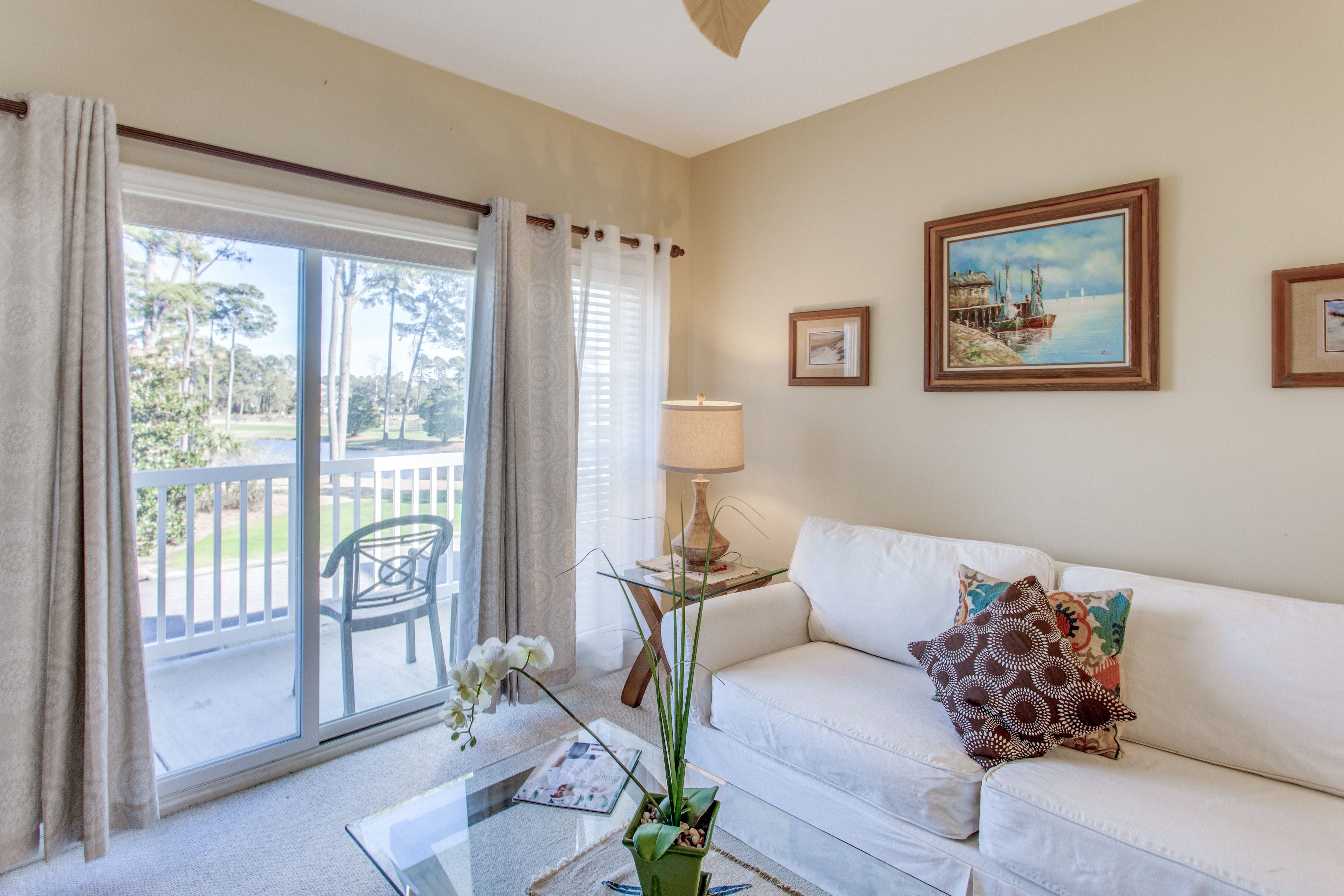 Living Room | Sleeper Sofa