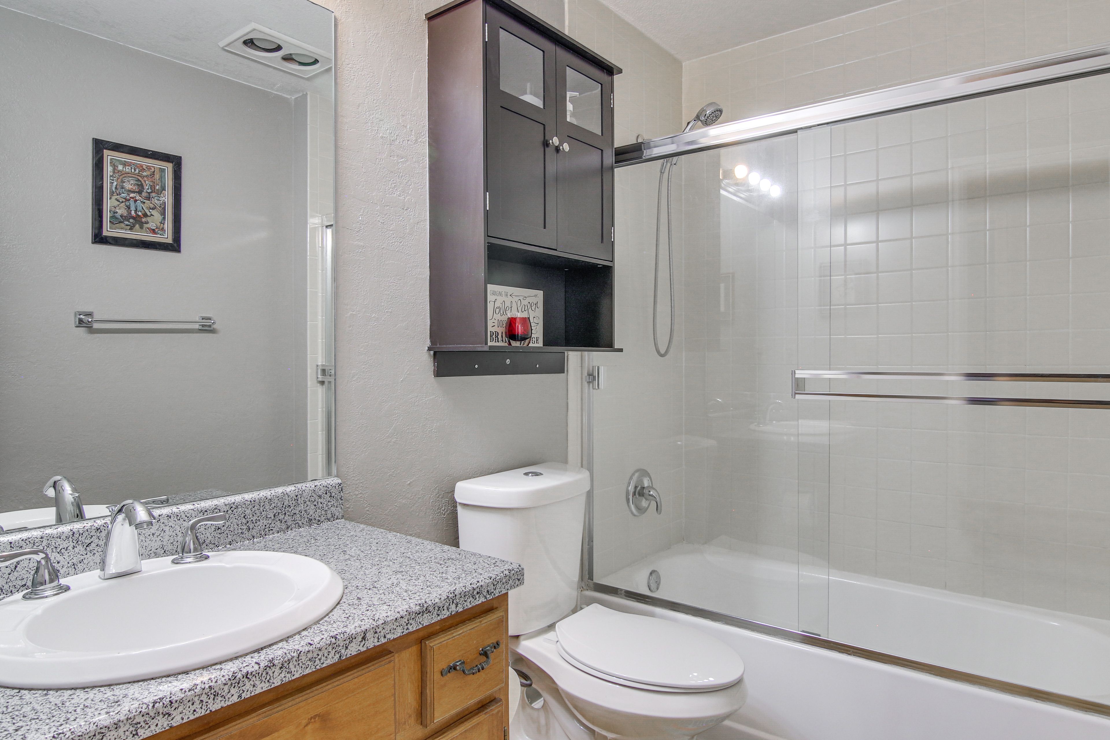 Bathroom | Towels Provided