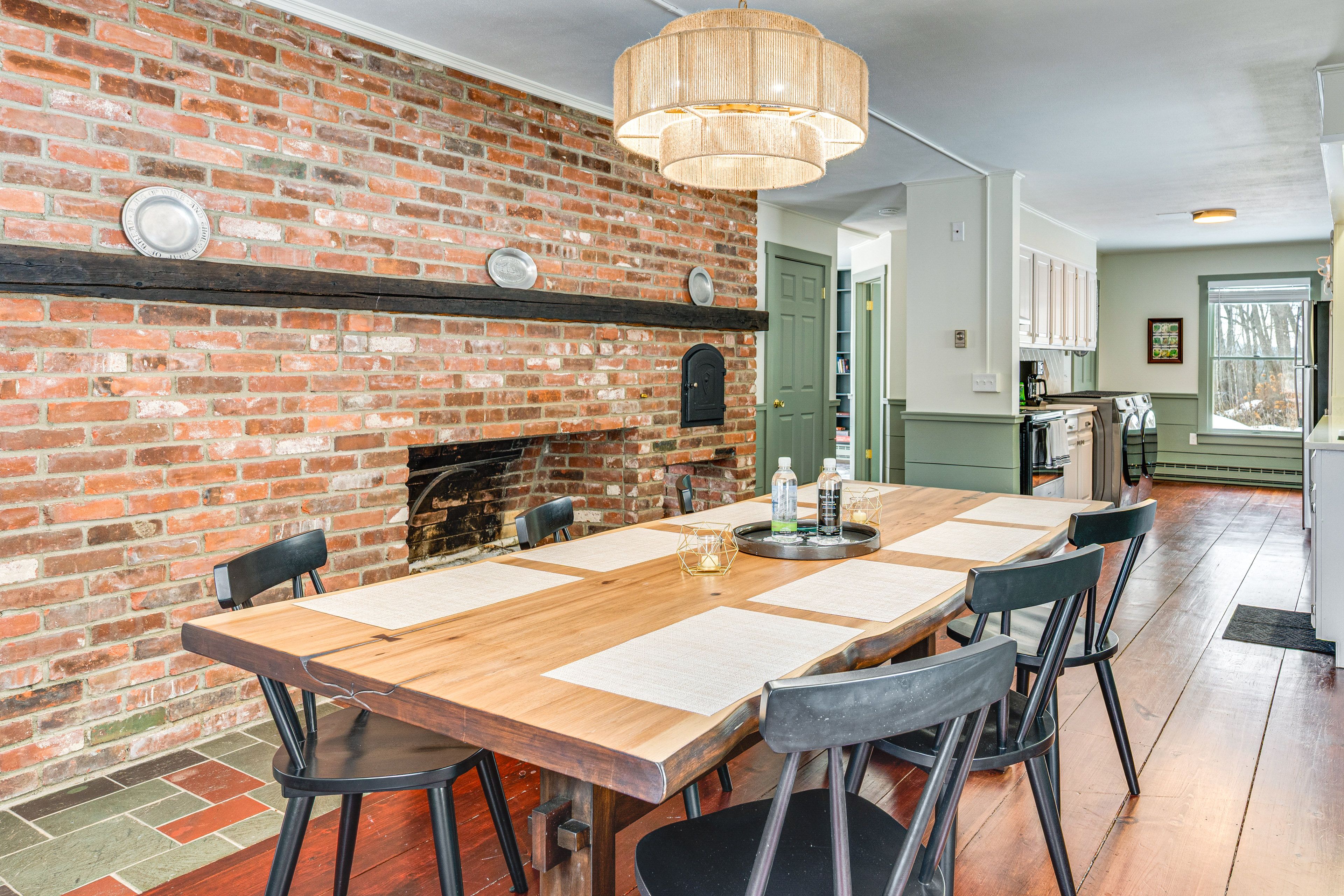 Dining Area | 1st Floor