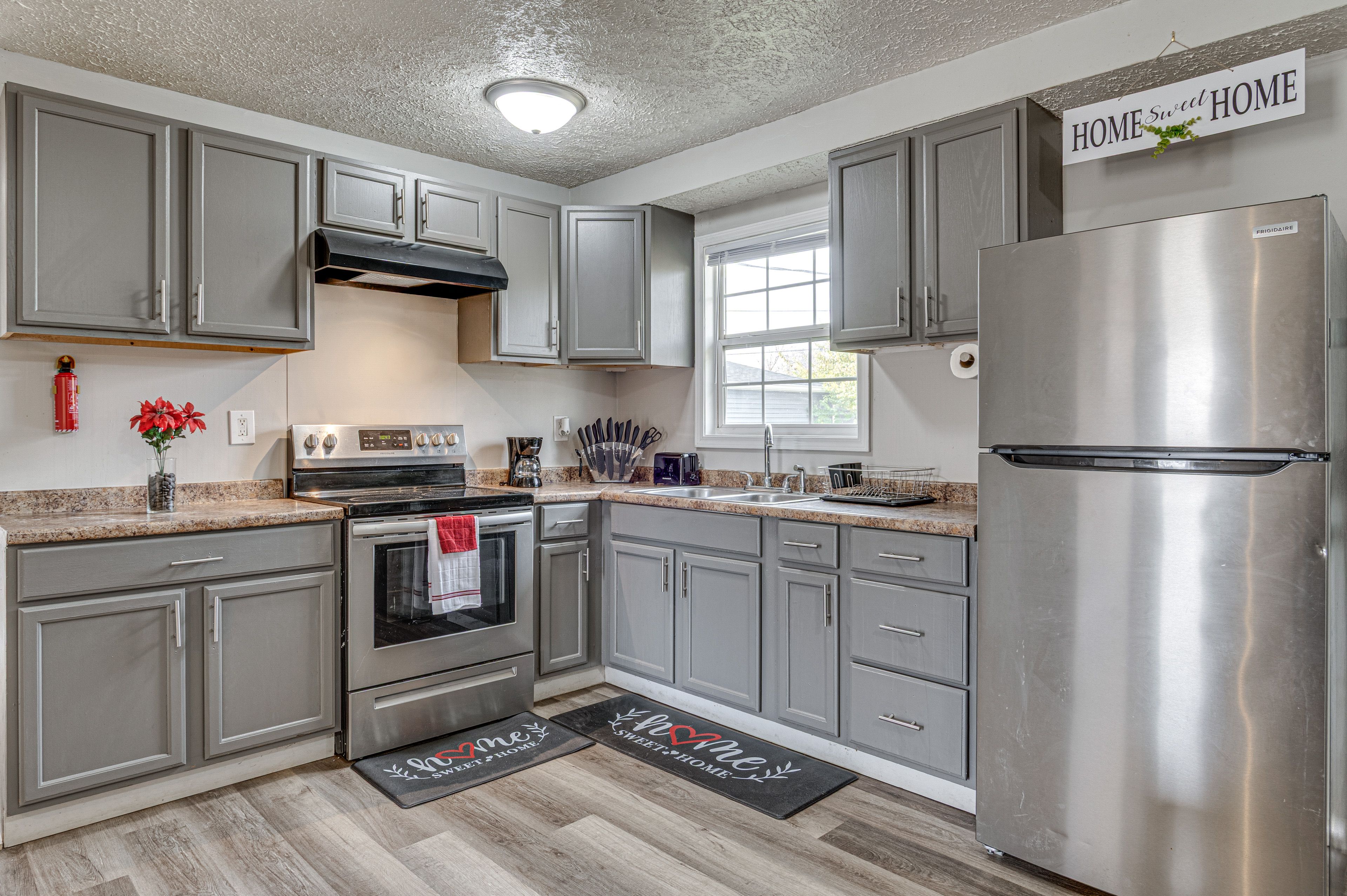 Kitchen | Cooking Basics | Drip Coffee Maker | Toaster