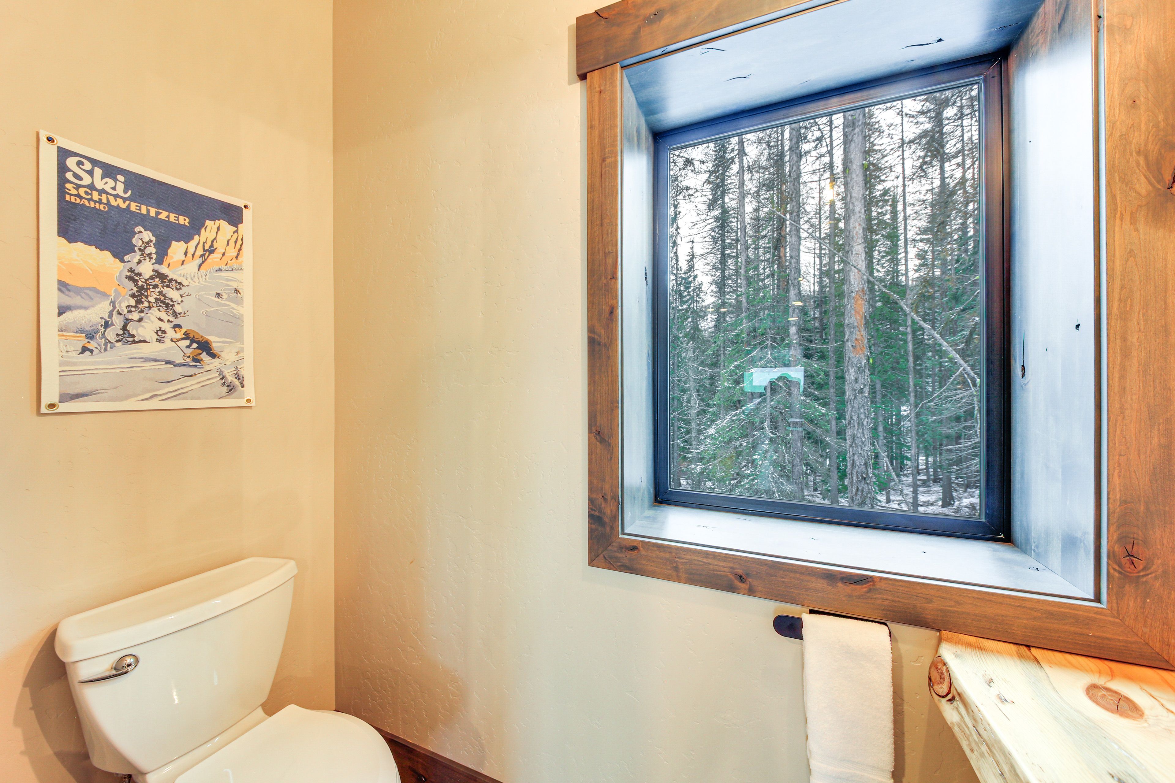 Half Bathroom | 3rd Floor