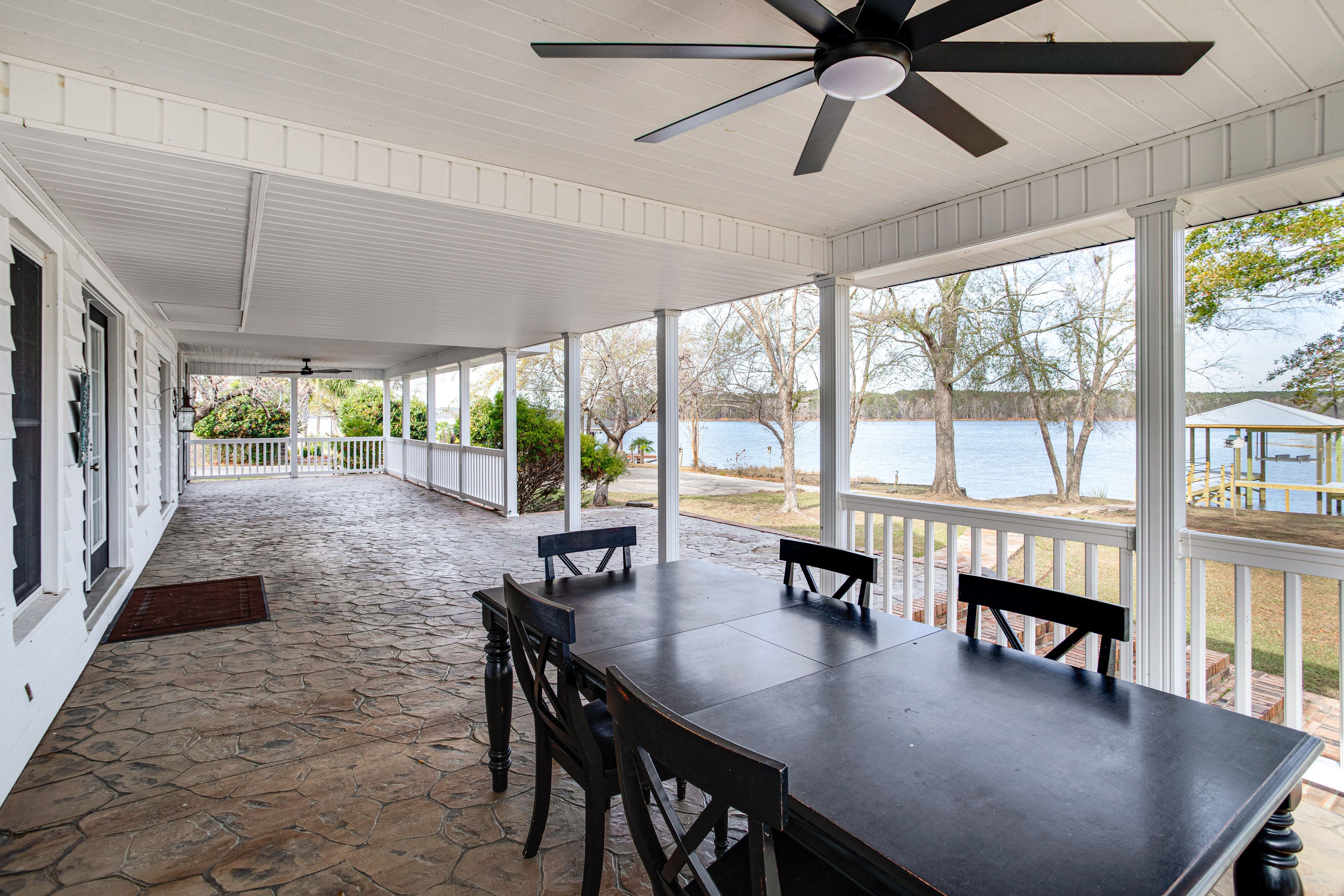 Covered Patio | Dining Area
