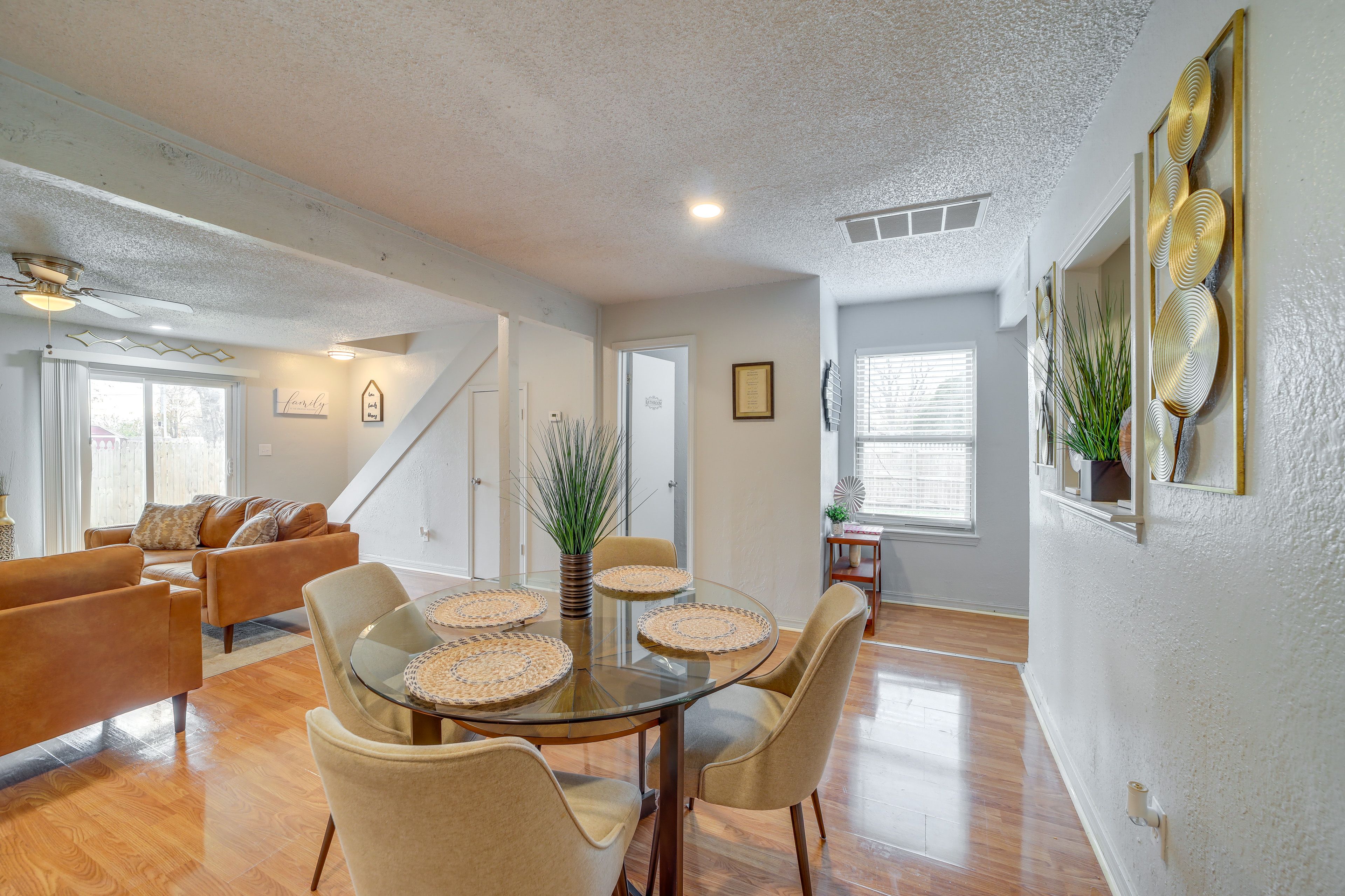Dining Area | 1st Floor