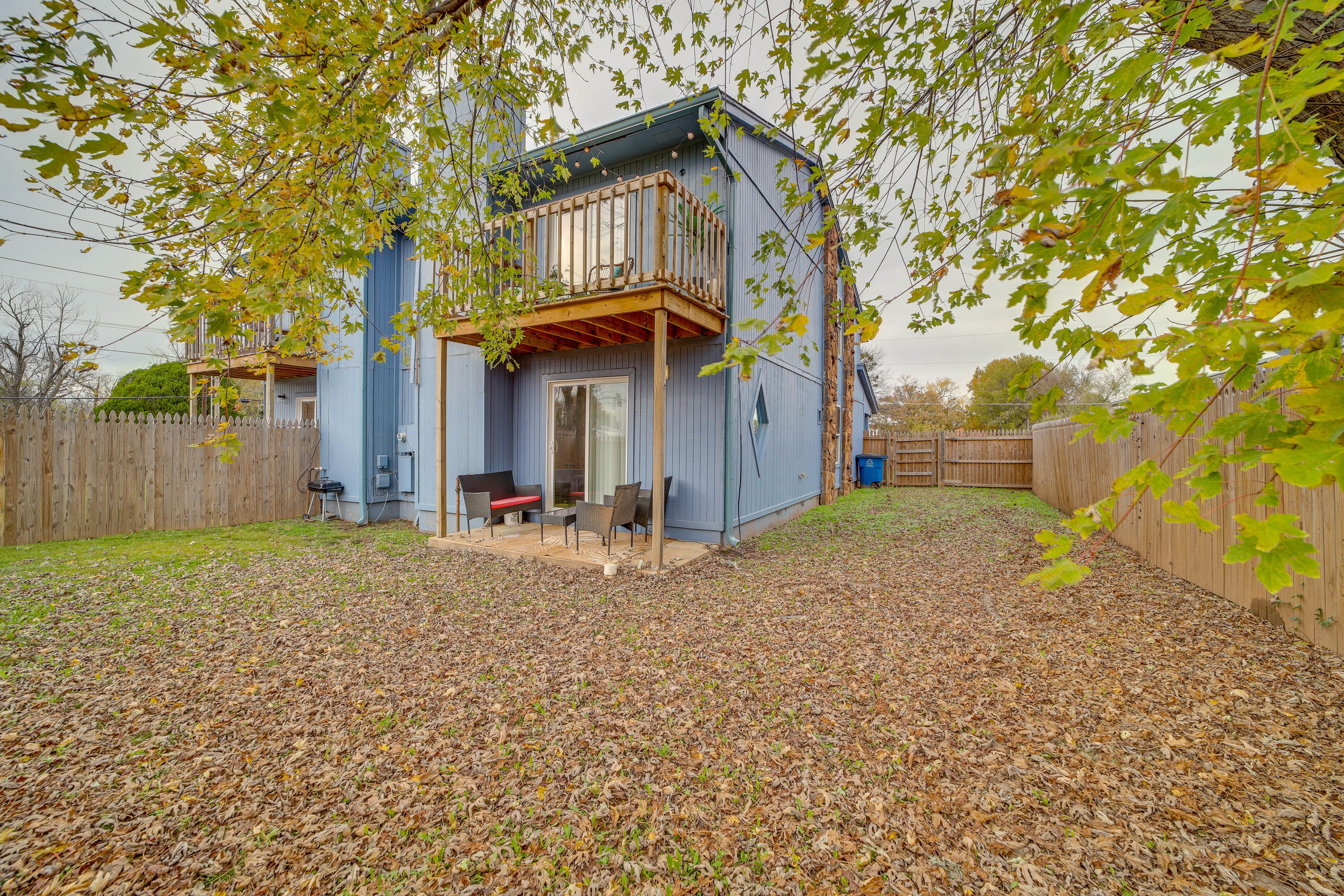 Fenced Yard | Charcoal Grill