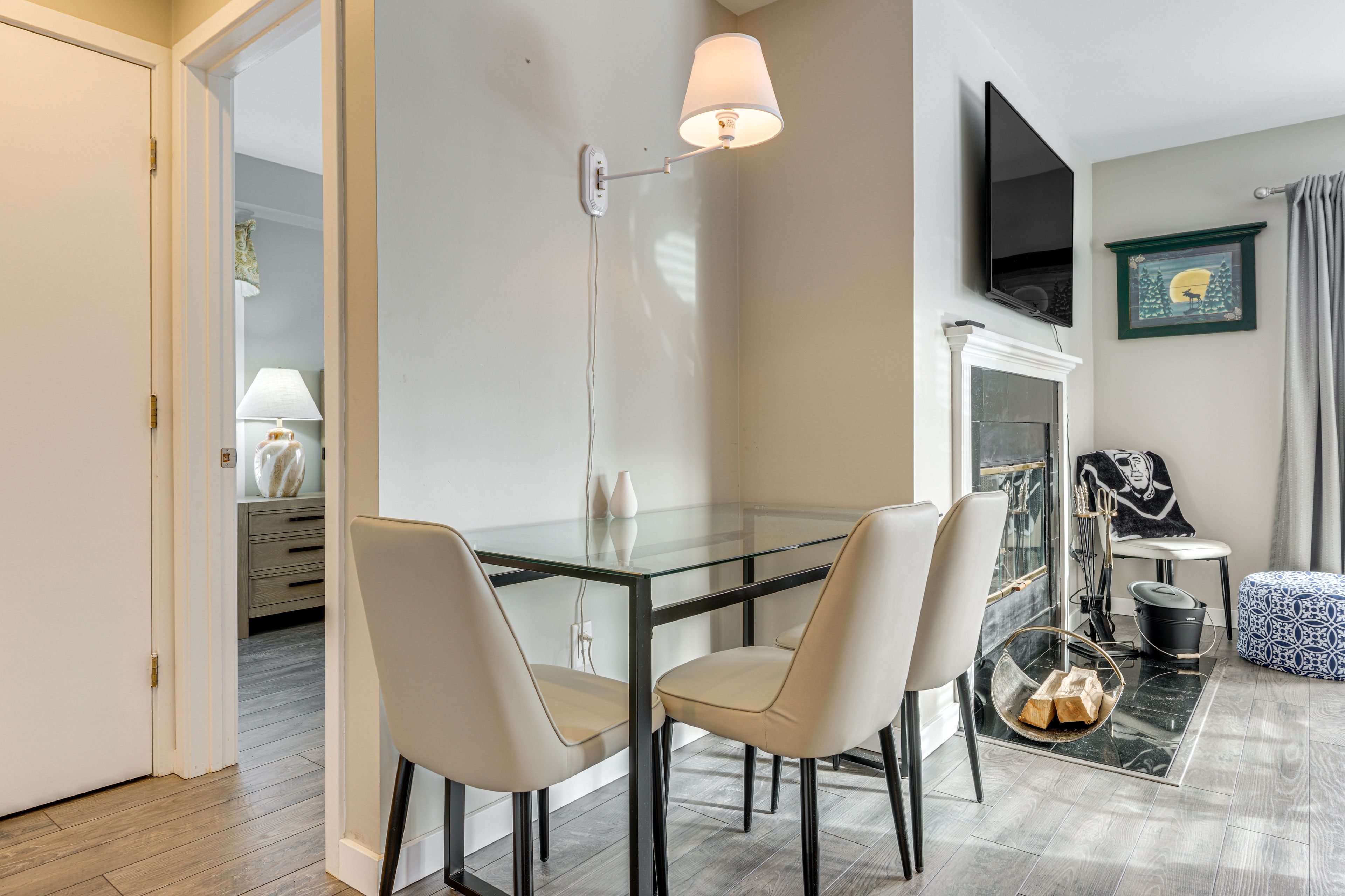 Dining Space | Dishware/Flatware