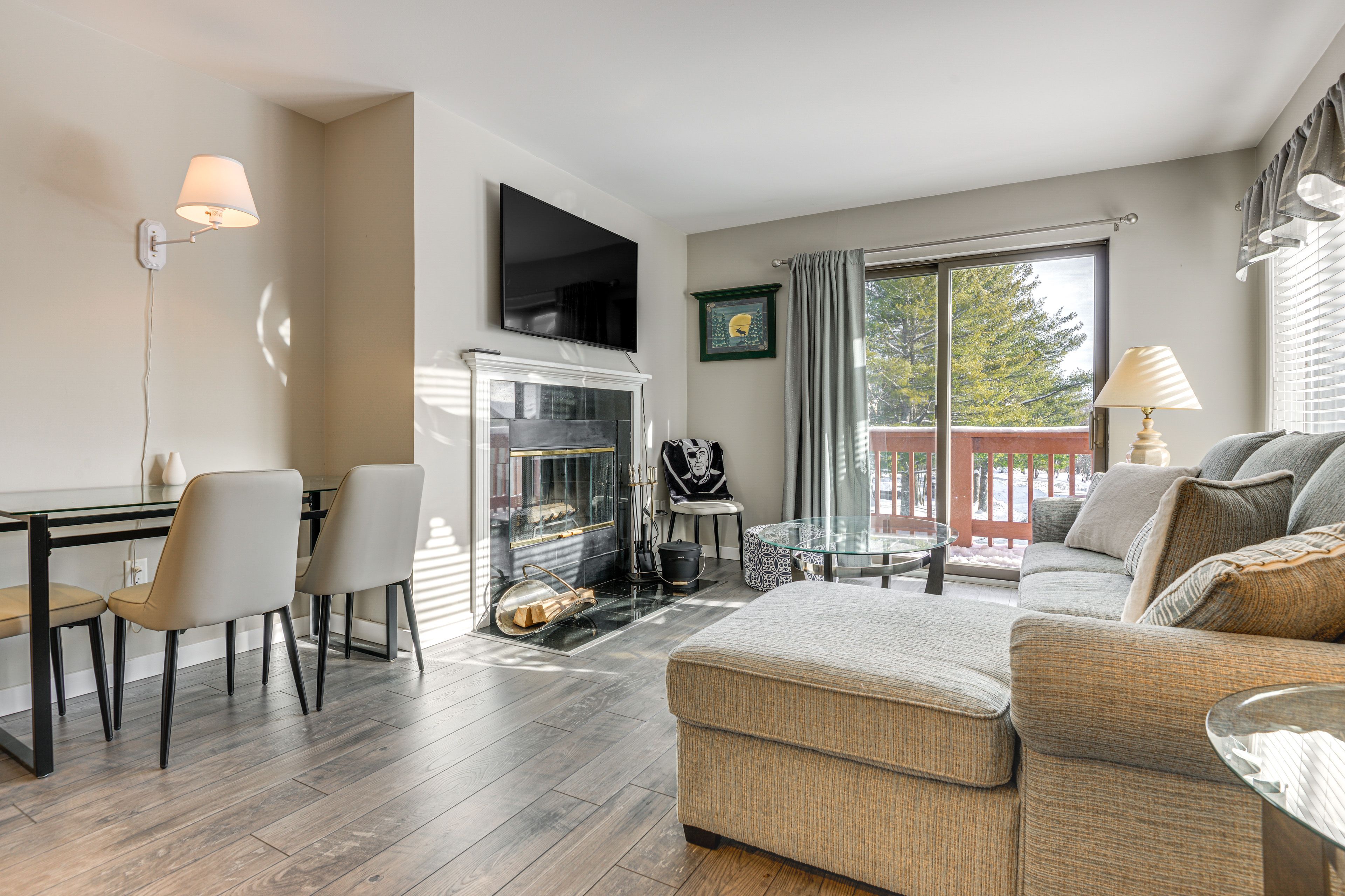 West Dover Vacation Rental | 2BR | 2BA | 860 Sq Ft | Stairs Required