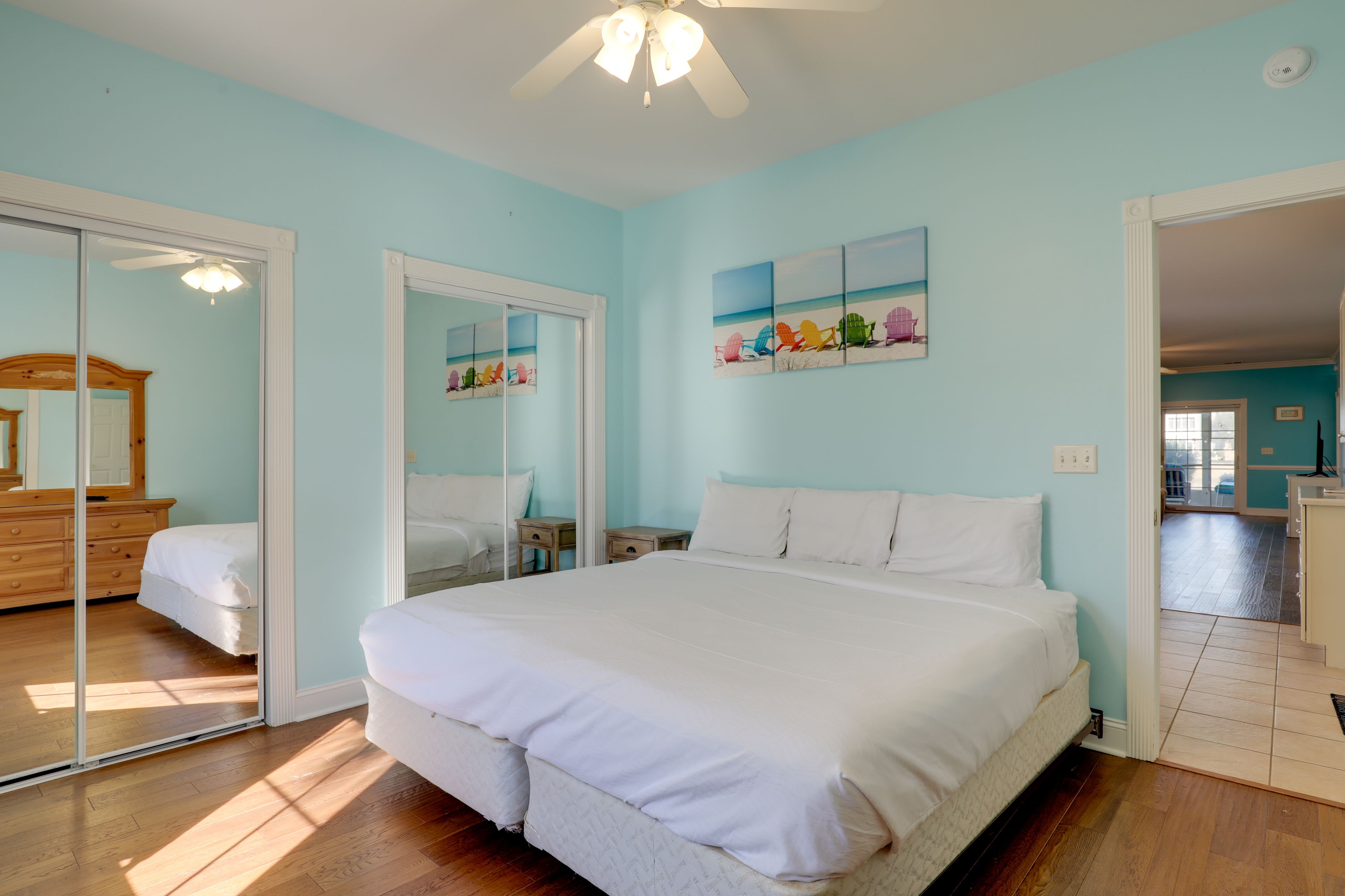 Bedroom 3 | King Bed | Smart TV