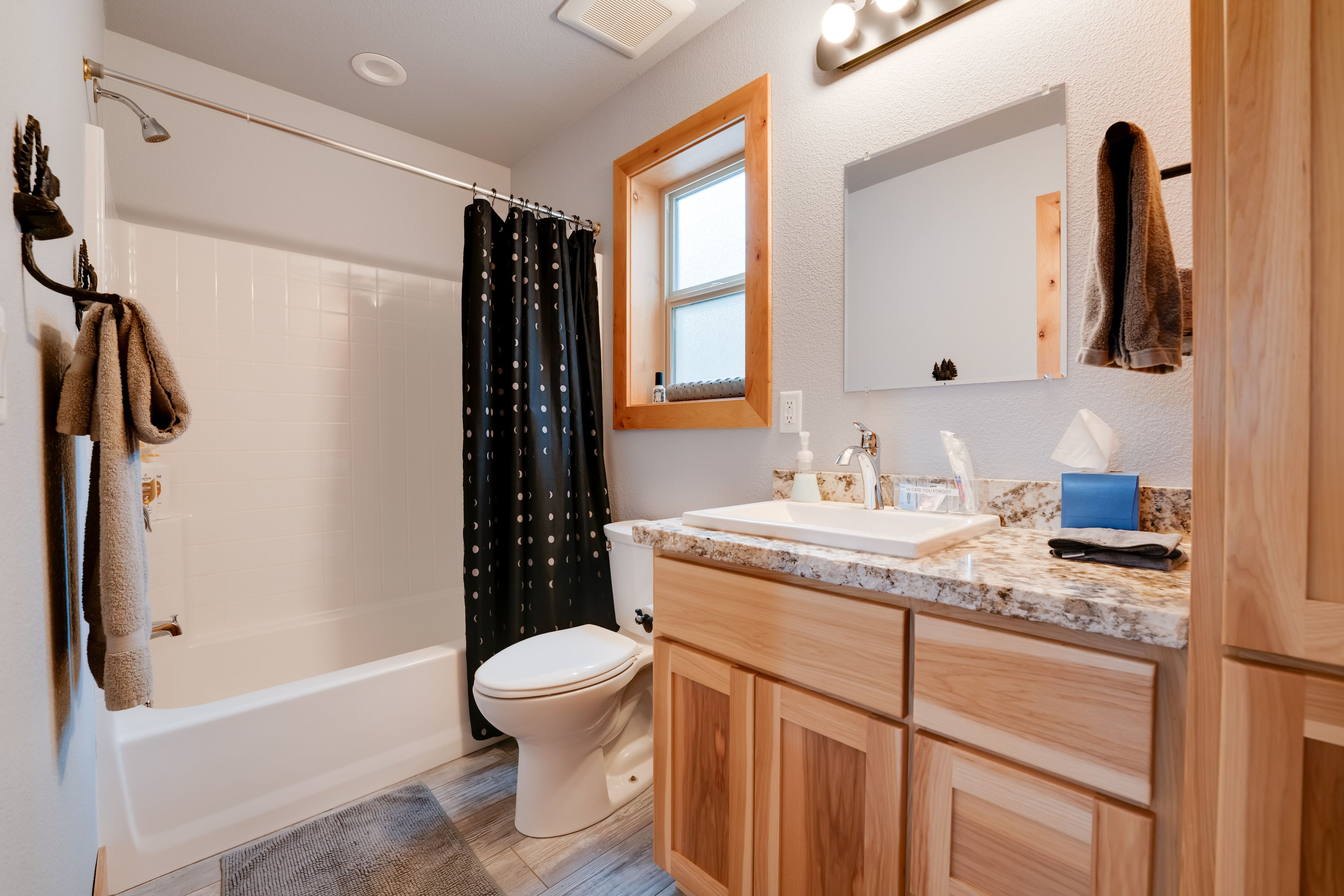 Full Bath | Towels | Hair Dryer