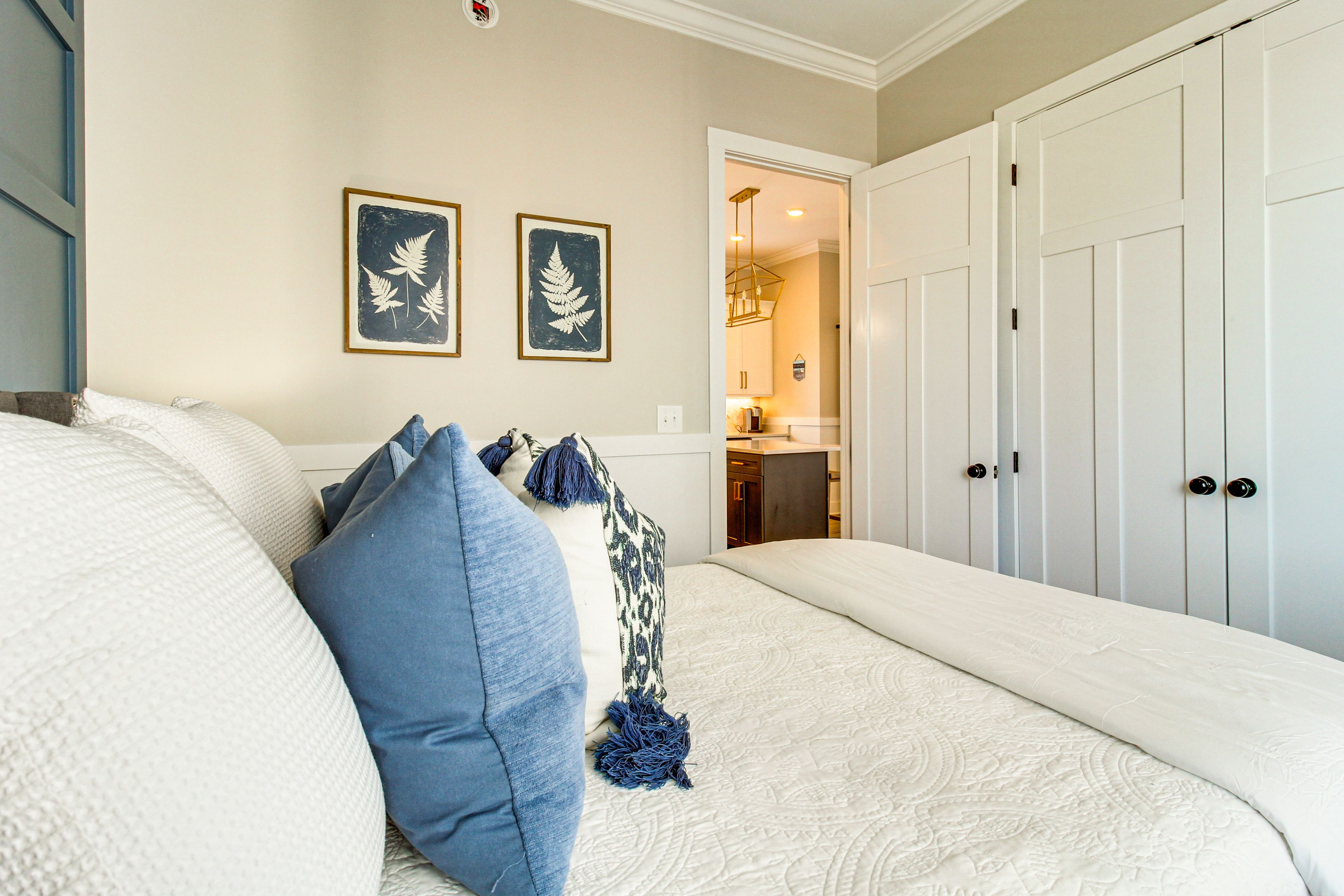 Bedroom 3 | Queen Bed | 1st Floor