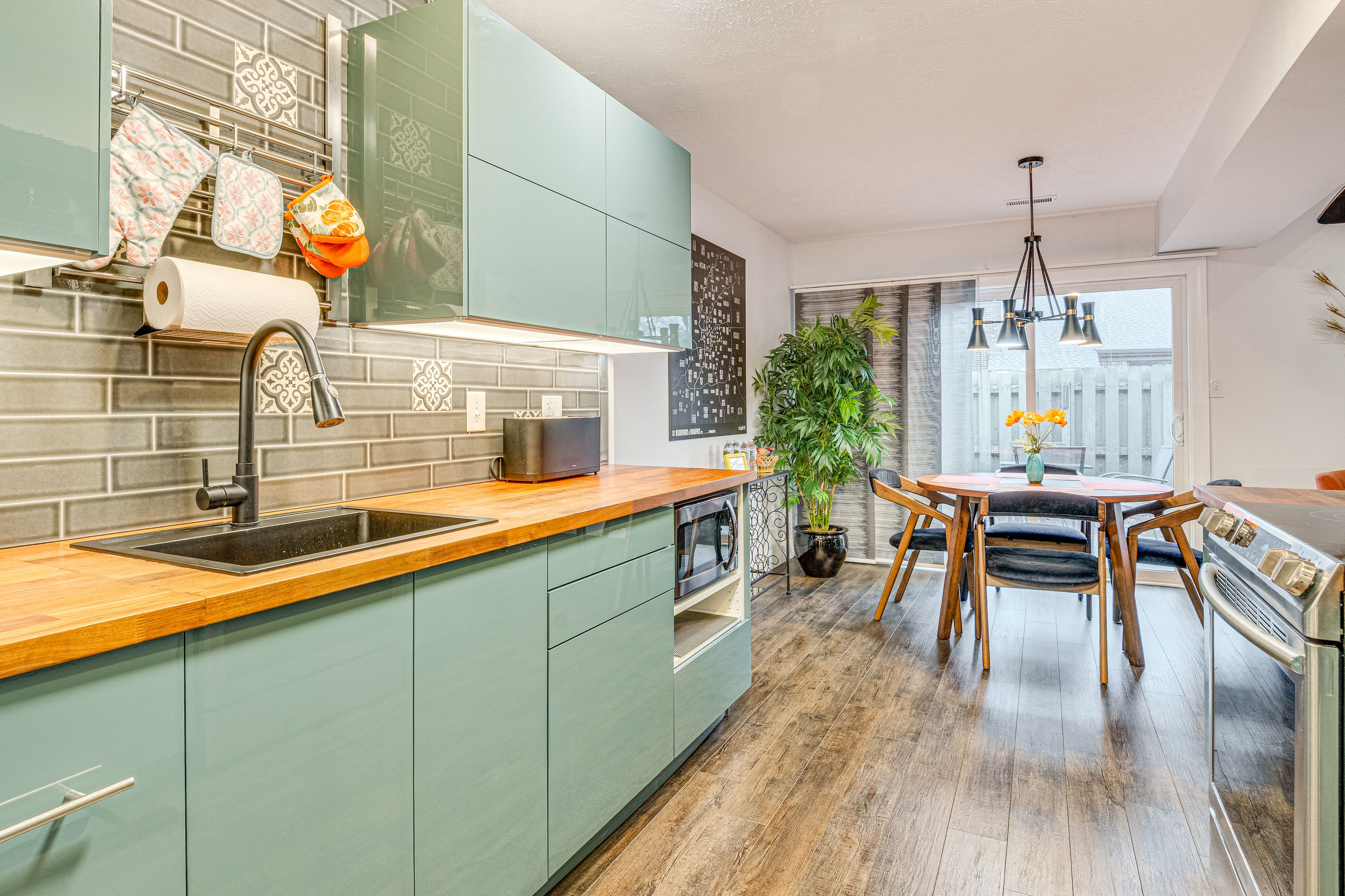 Kitchen & Dining Area | 1st Floor | Dishwasher