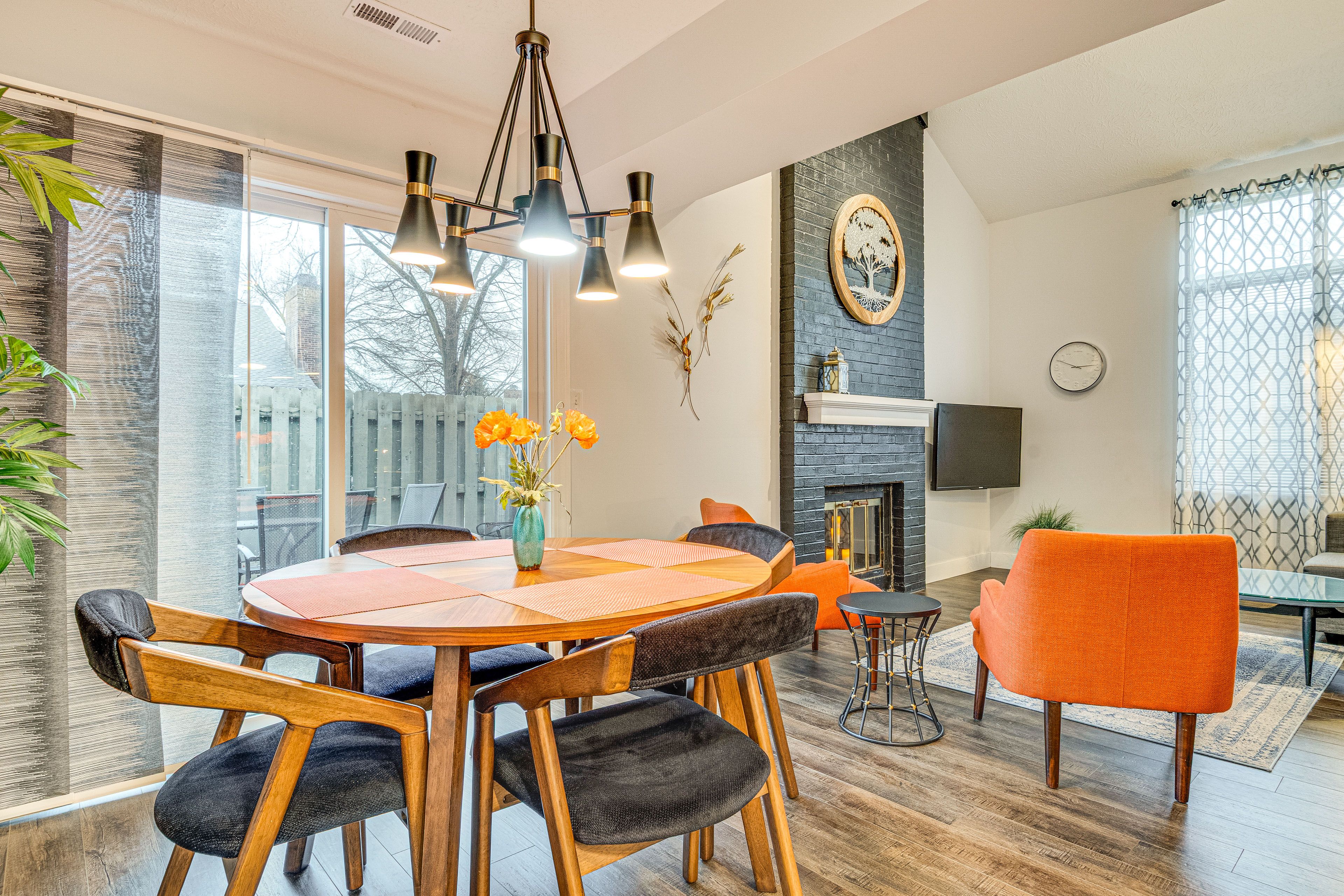 Dining Area | 1st Floor | Dishware & Flatware